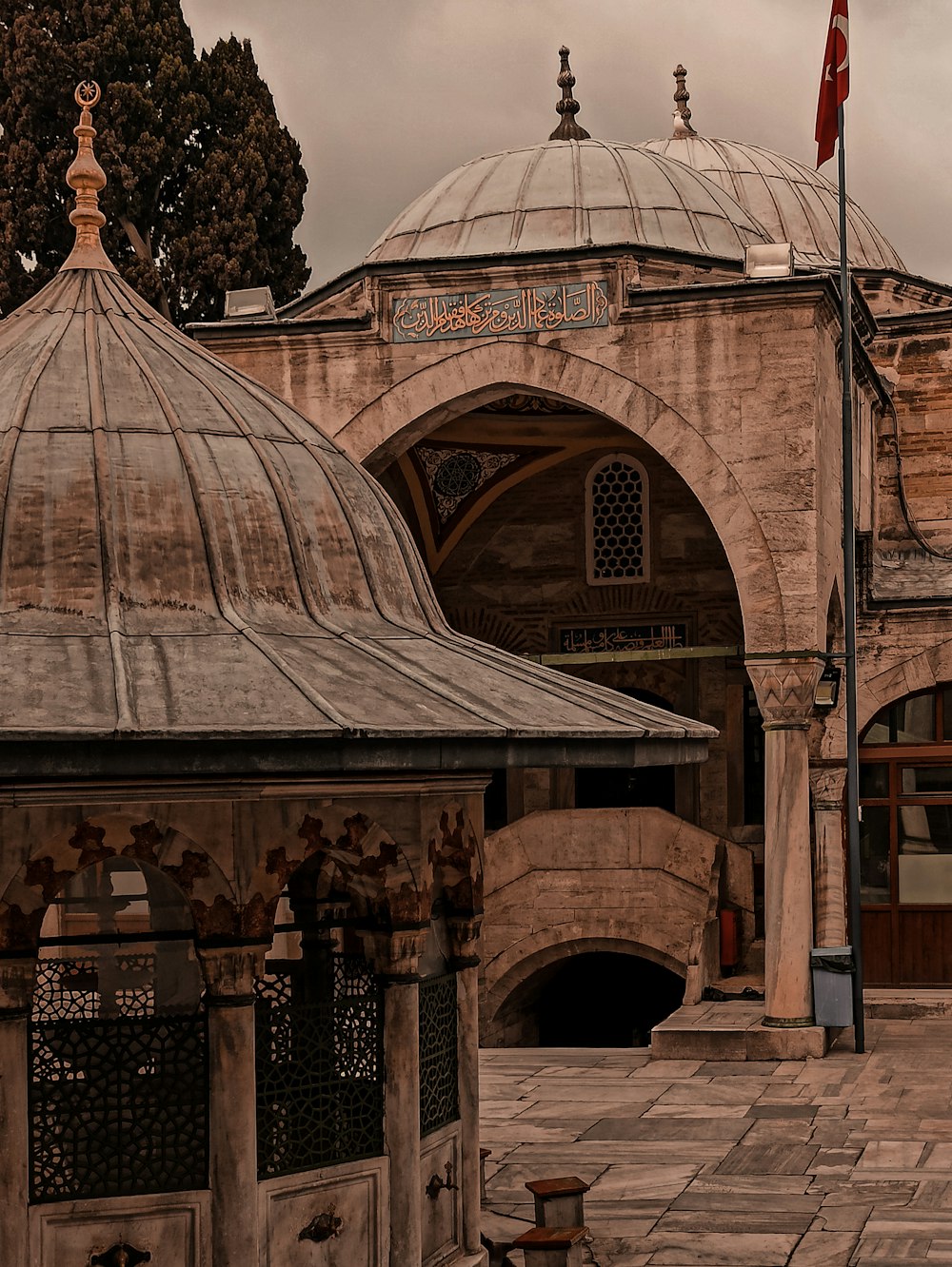 brown and gray dome building