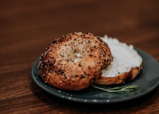 brown bread on black ceramic plate