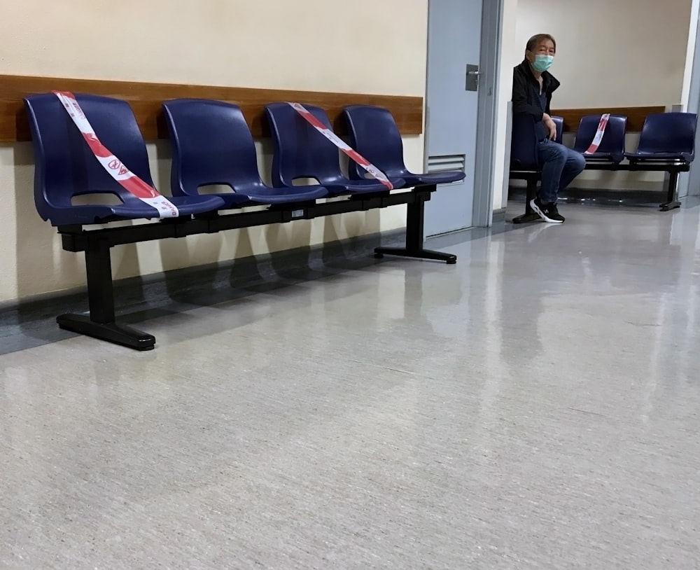 Hospital Waiting Room Pictures Download Free Images On Unsplash
