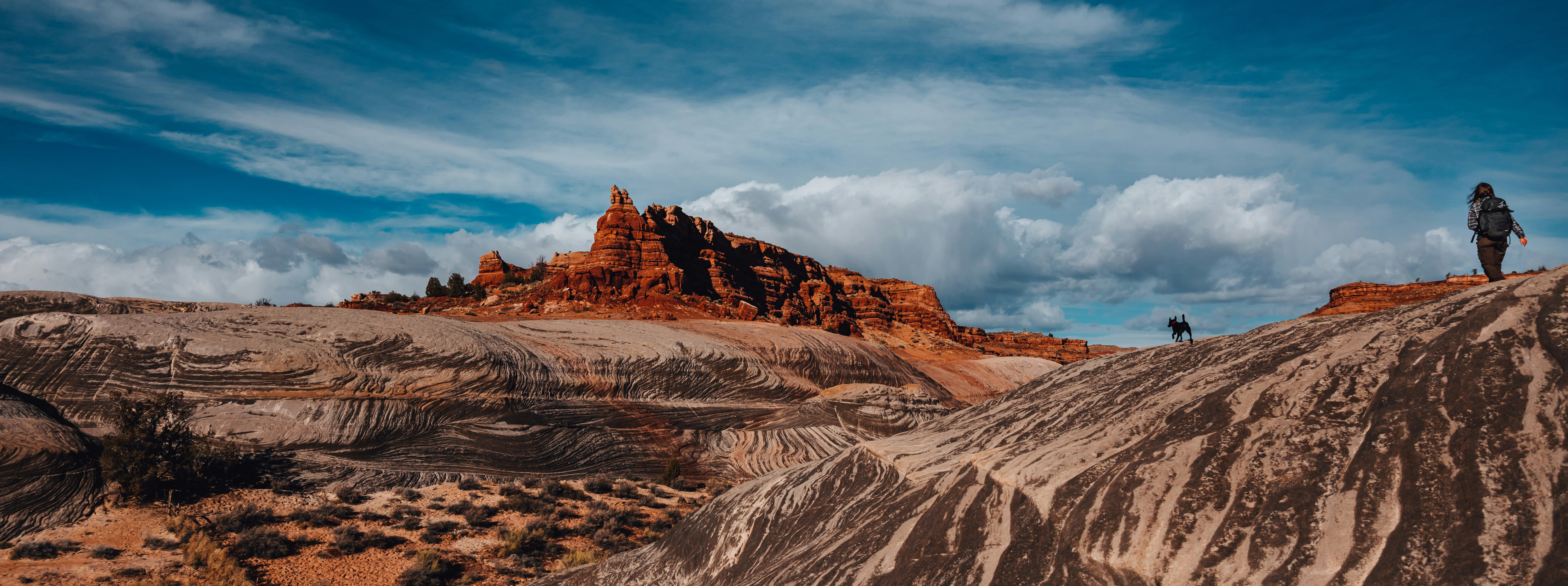 Photo by worldsbetweenlines