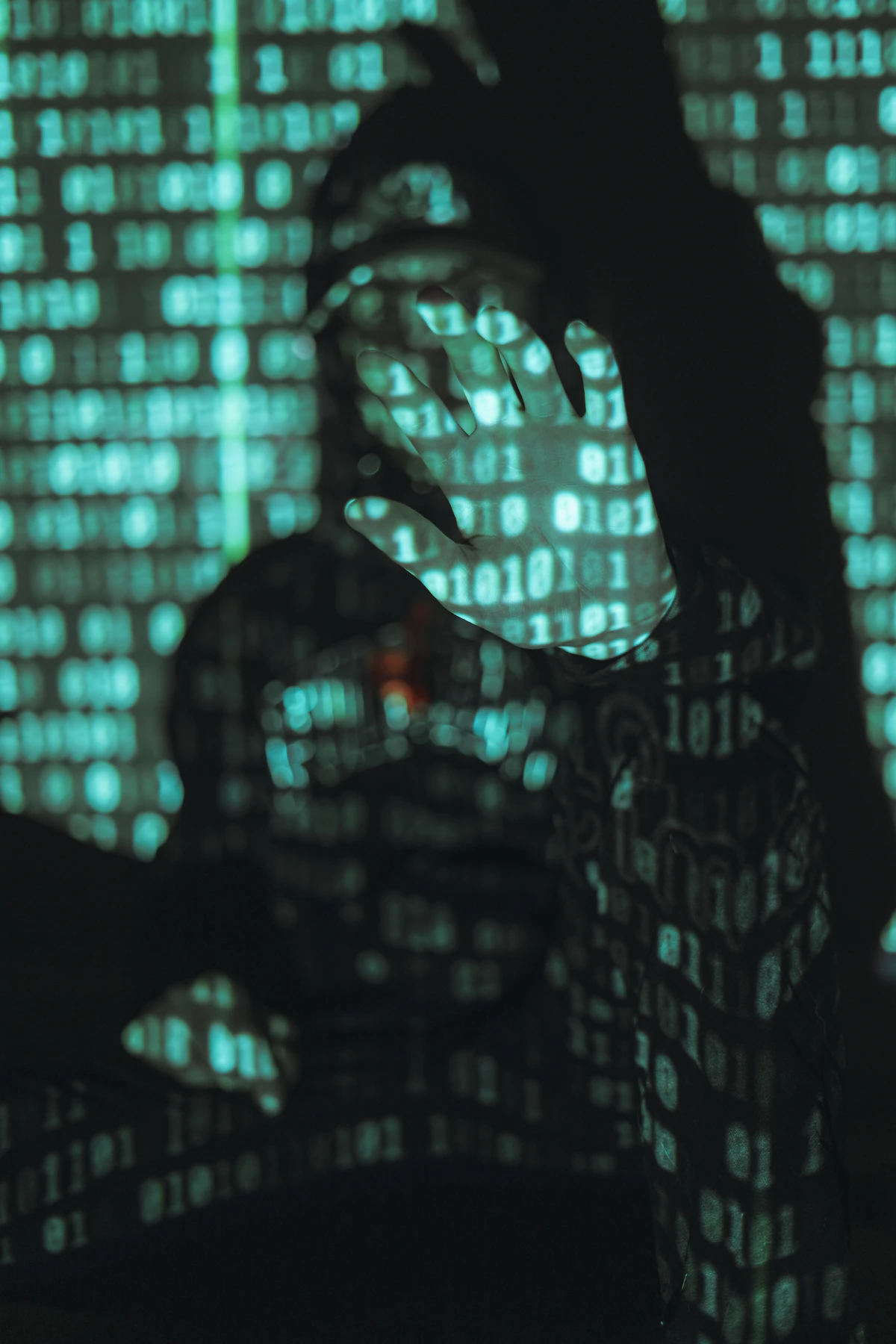 Concept de cybersécurité avec cadenas symbolisant la vérification et la provenance d'une image