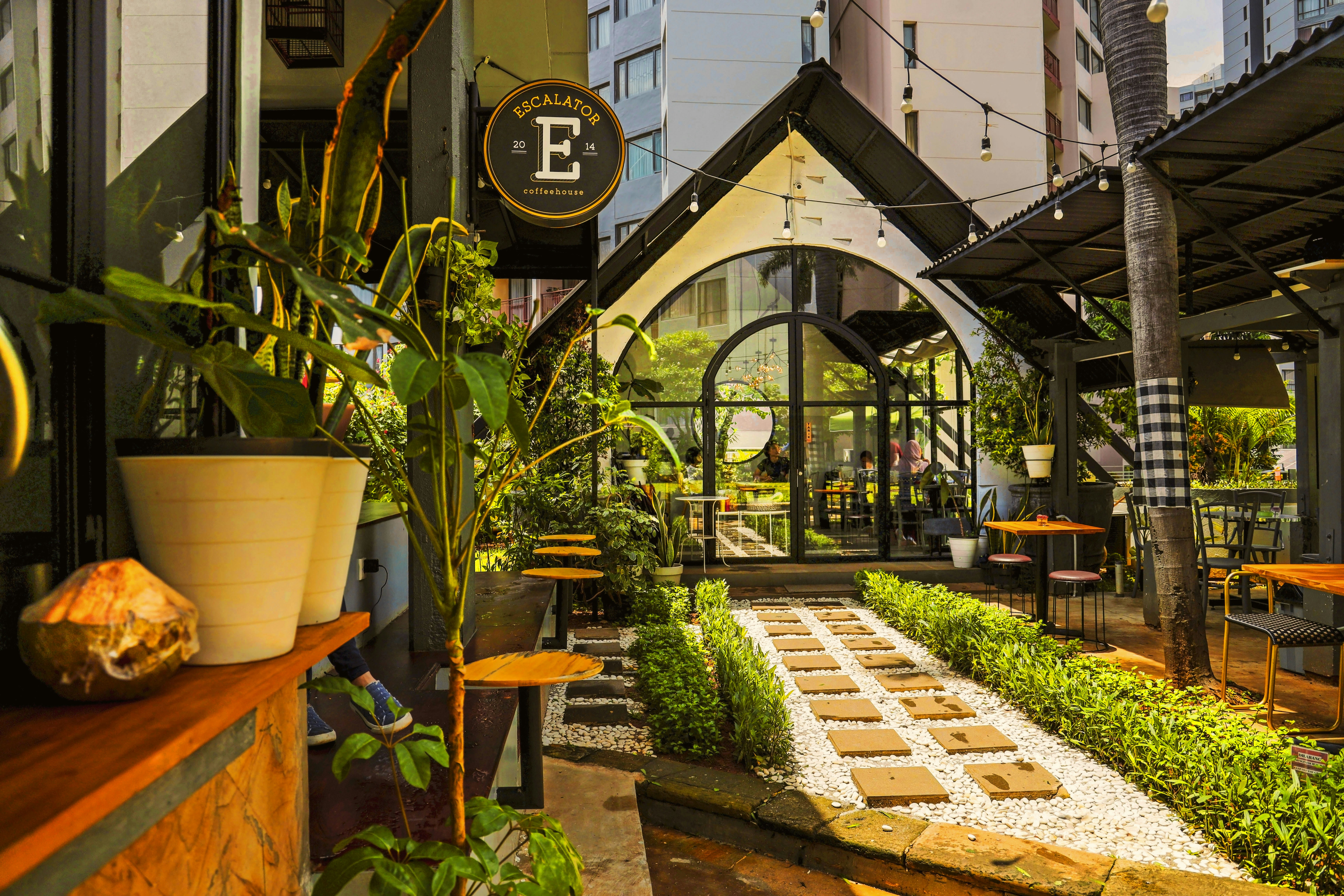 Extrano Cafe