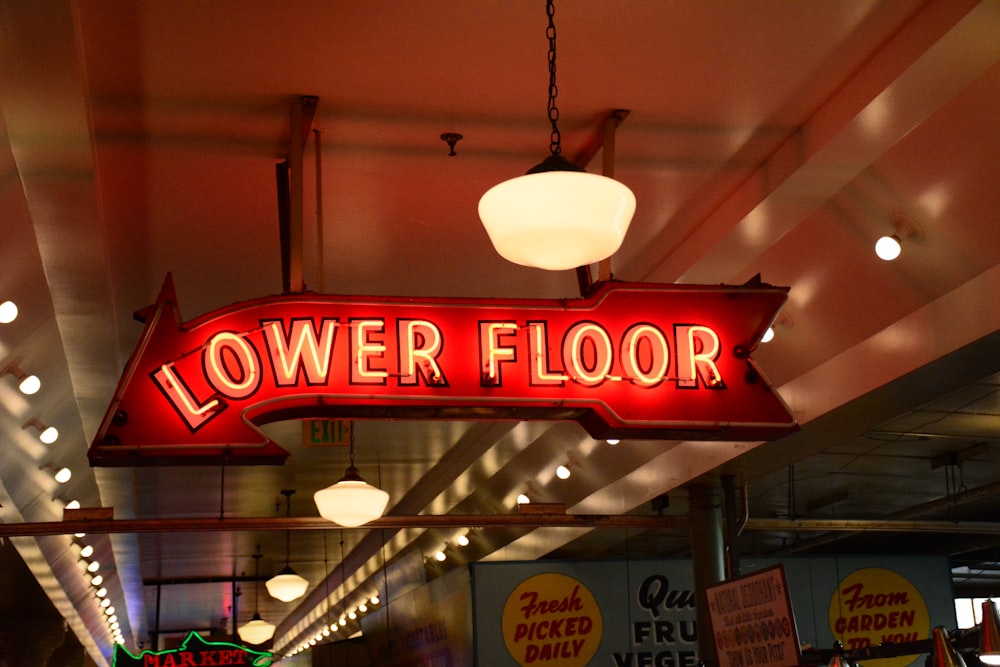 red and white UNKs coffee store signage