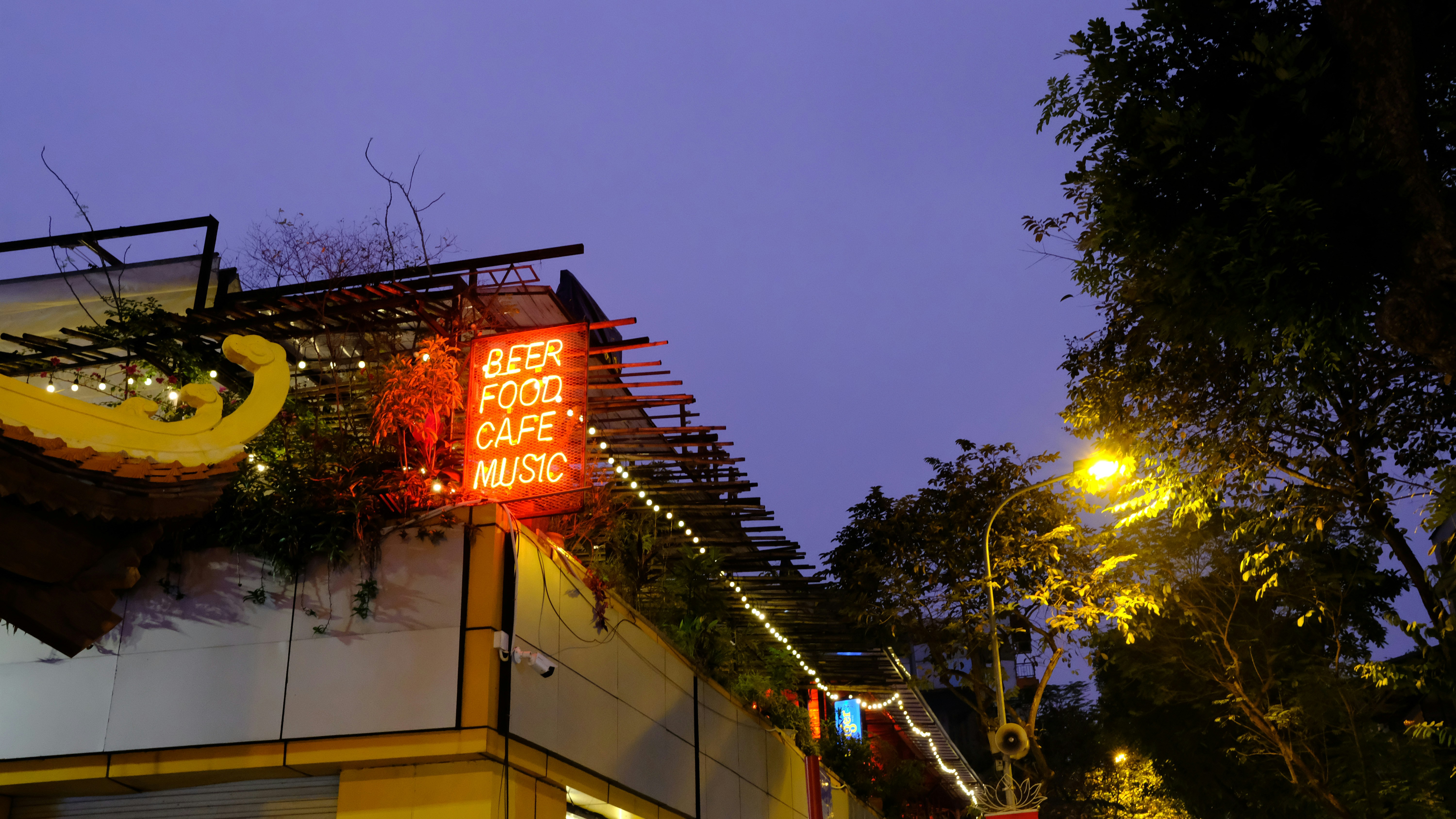 Hilltop Hoods & Local Deli Soundtracks: Pairing Rhymes with Recipes