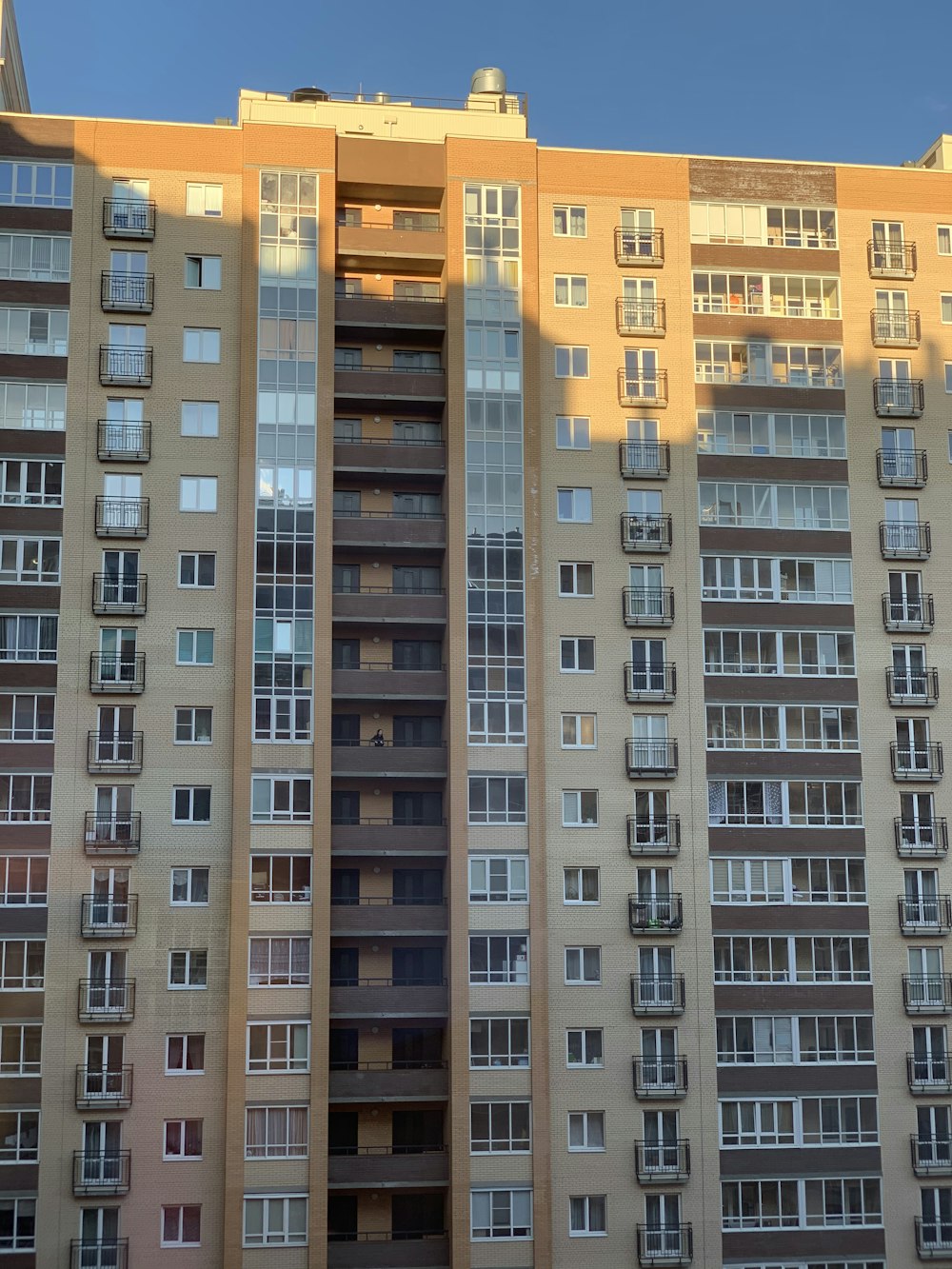 brown and white concrete building