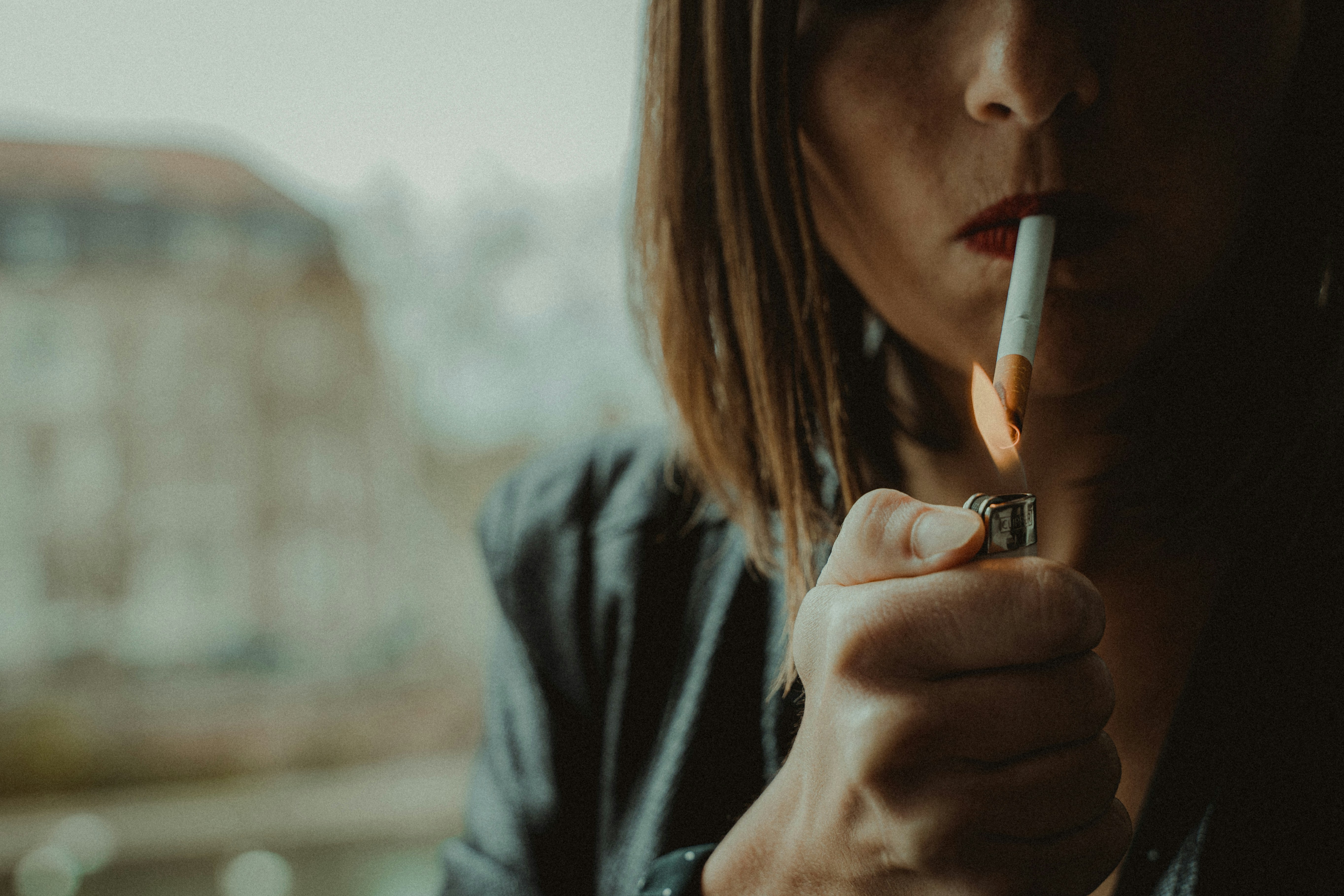 هل يحمي الإقلاع عن التدخين من الخرف؟ دراسة دولية تؤكد