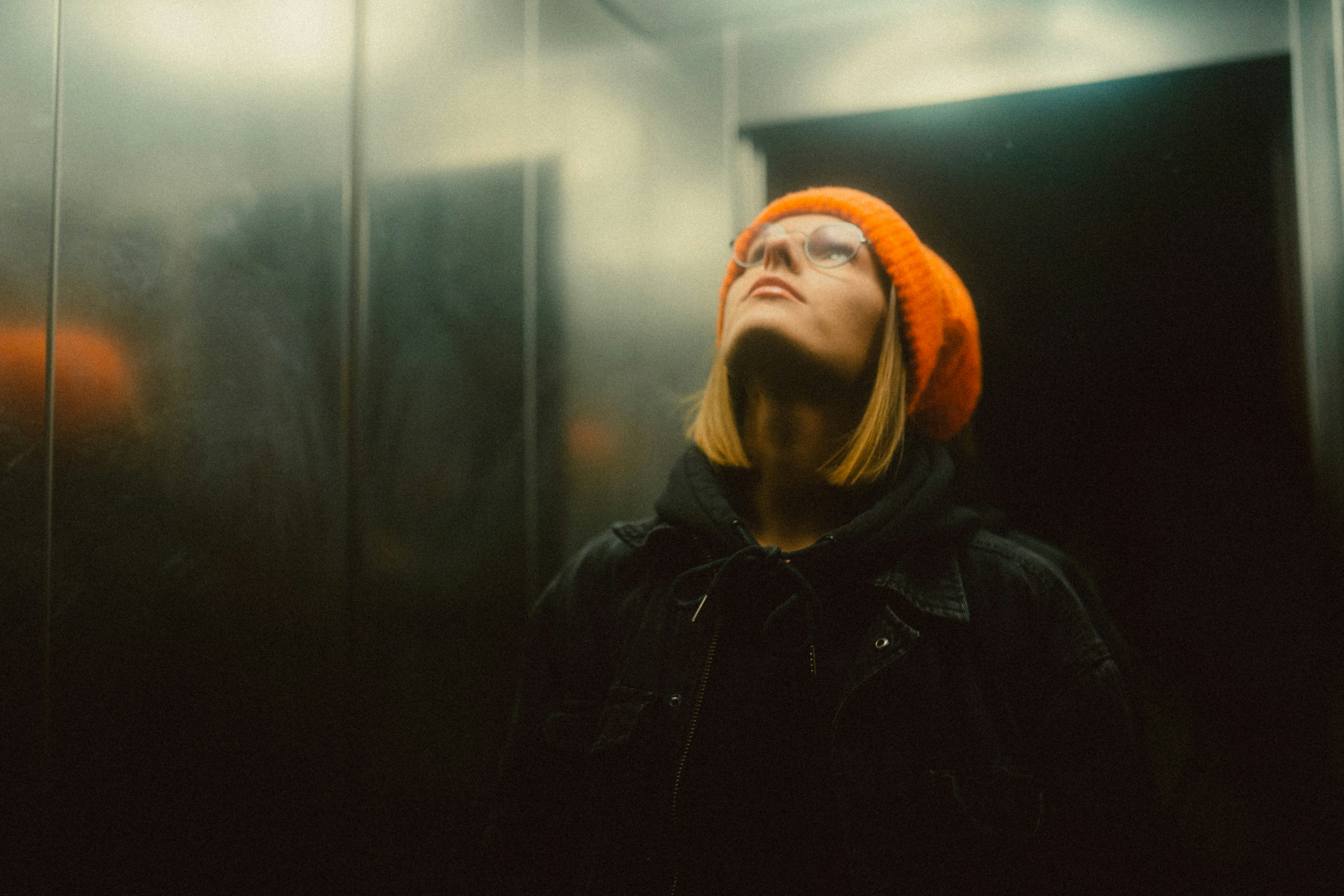 "מעלית הזכוכית" במקצועות בריאות הנפש: מדוע פסיכולוג 