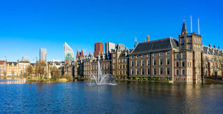 water fountain in front of The Binnenhof