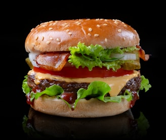 burger with lettuce and tomato