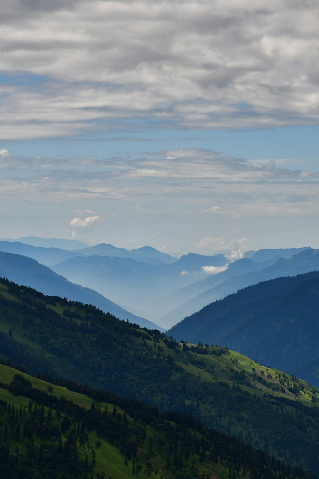 travelers stories about Hill in Manali, India