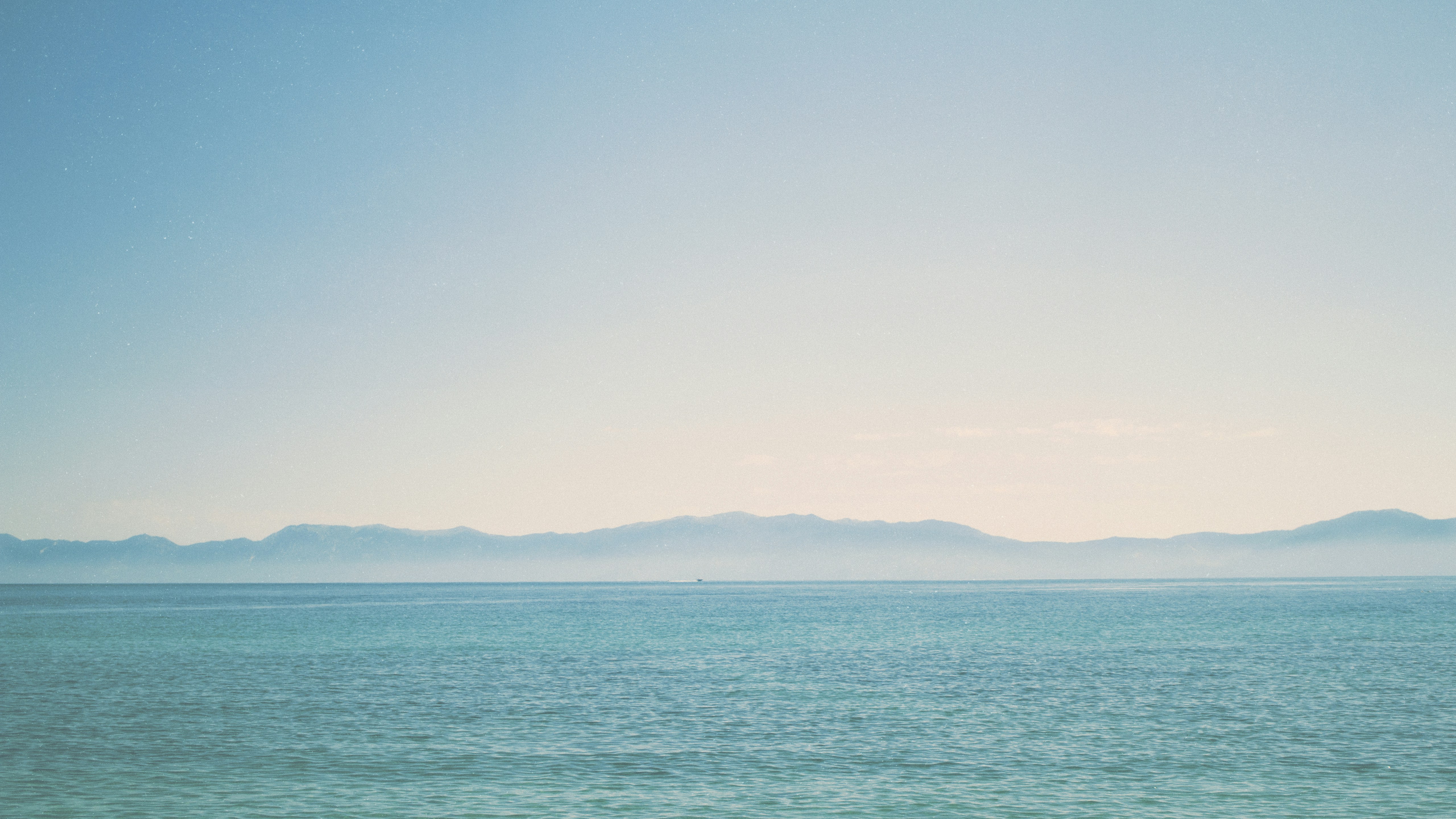 Photo by jewadalnabi