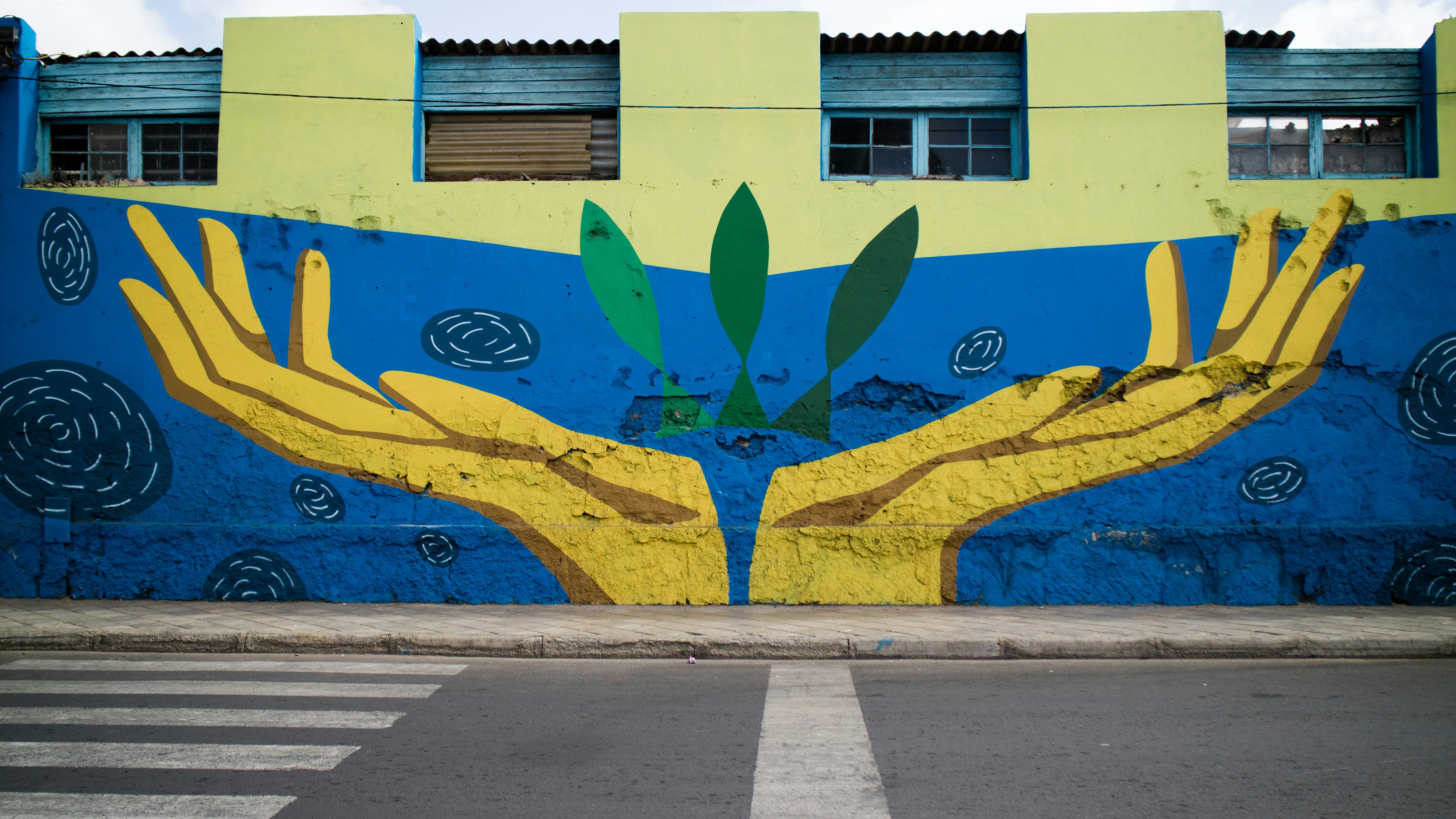 blue and yellow painted wall