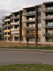 brown and white concrete building