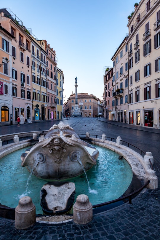 water fountain in the middle of the city in Spanish Steps Italy