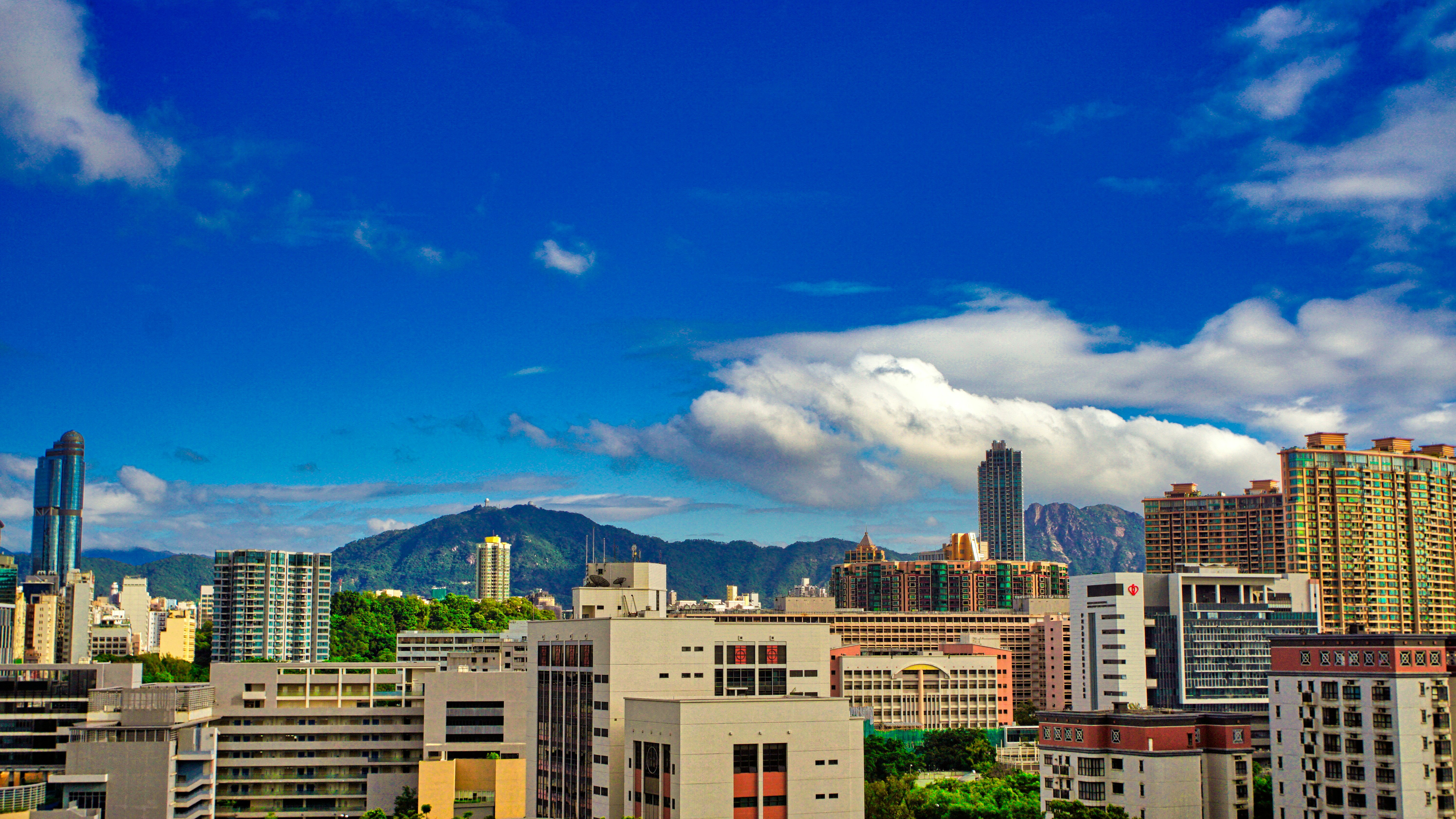 Photo by thomaskinto