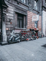 A cozy local shopfront with Brisa Urbana signage and casual sneakers displayed.