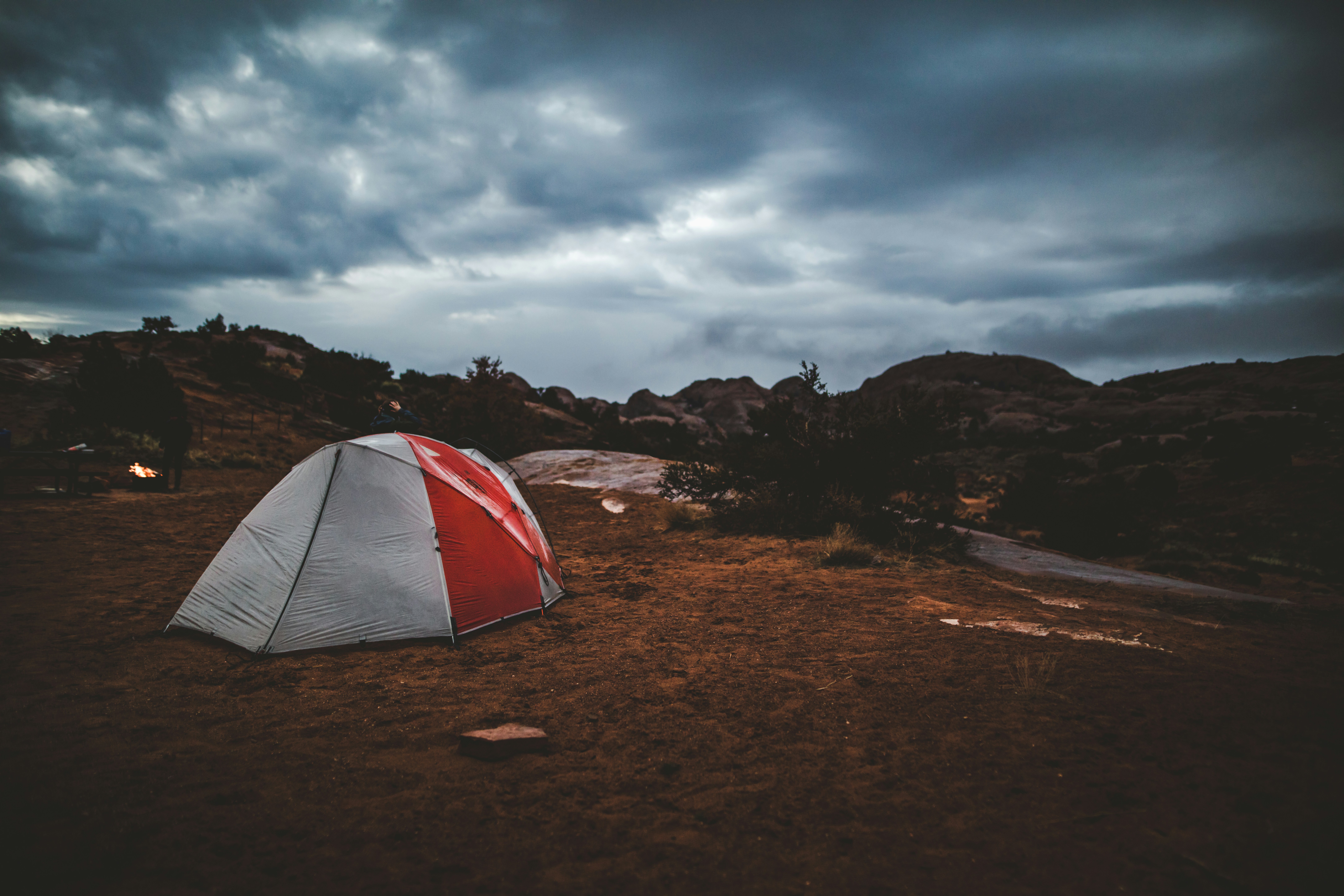 mountain_camping, nature_escape, outdoor_adventure