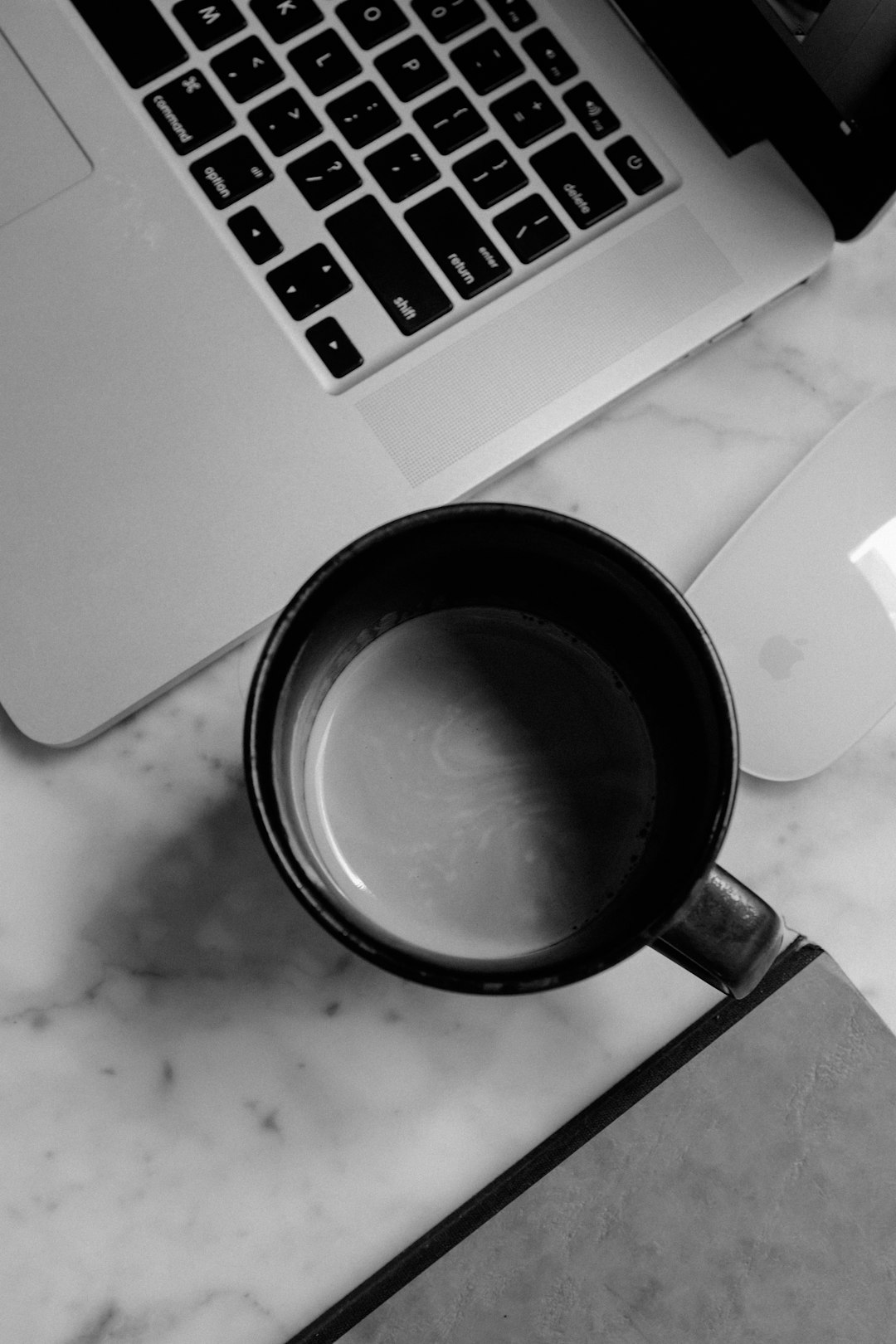 black and white ceramic mug