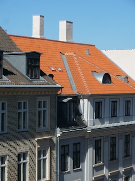 brown and white concrete house