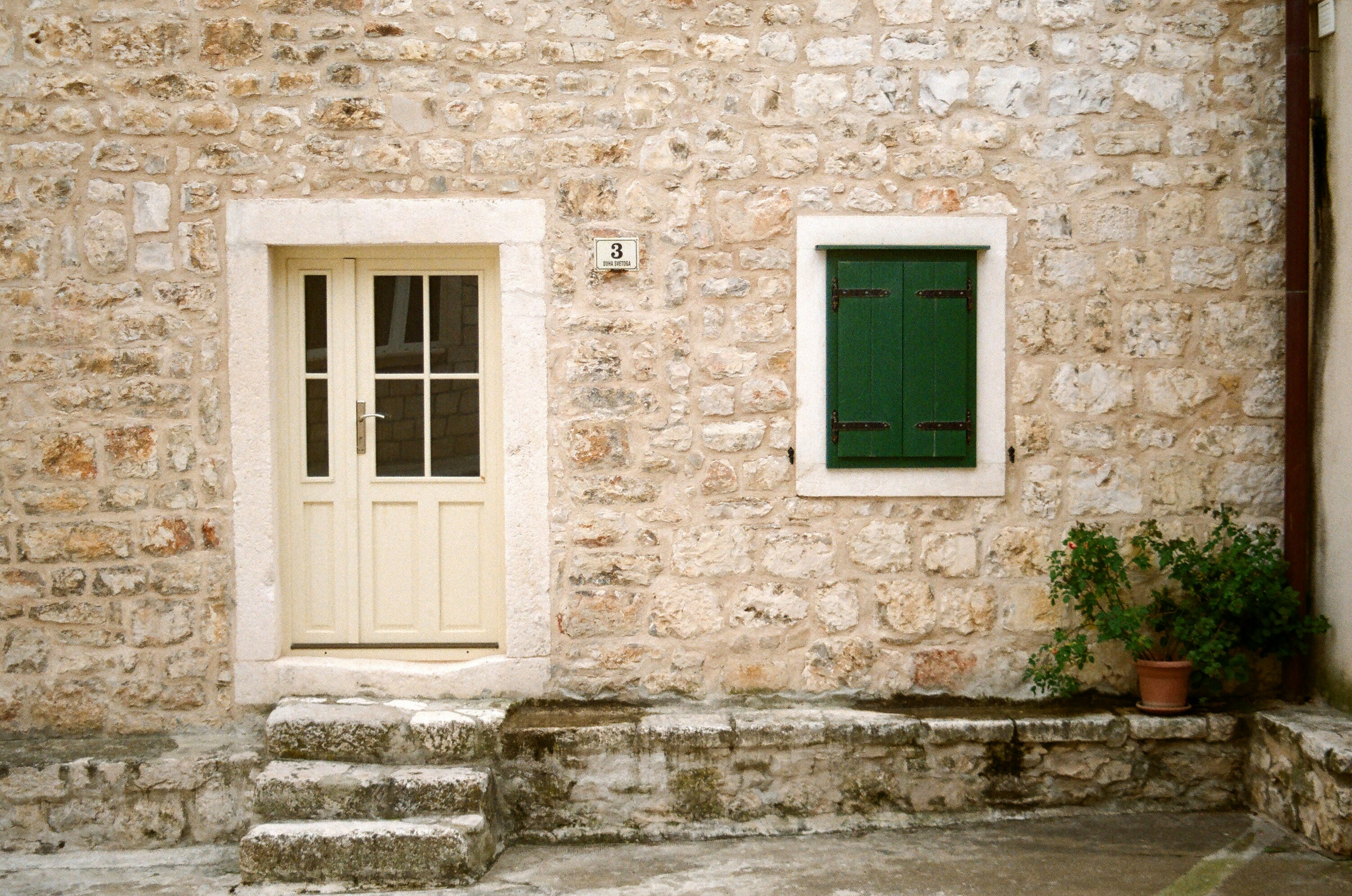 Photo by babikacharava