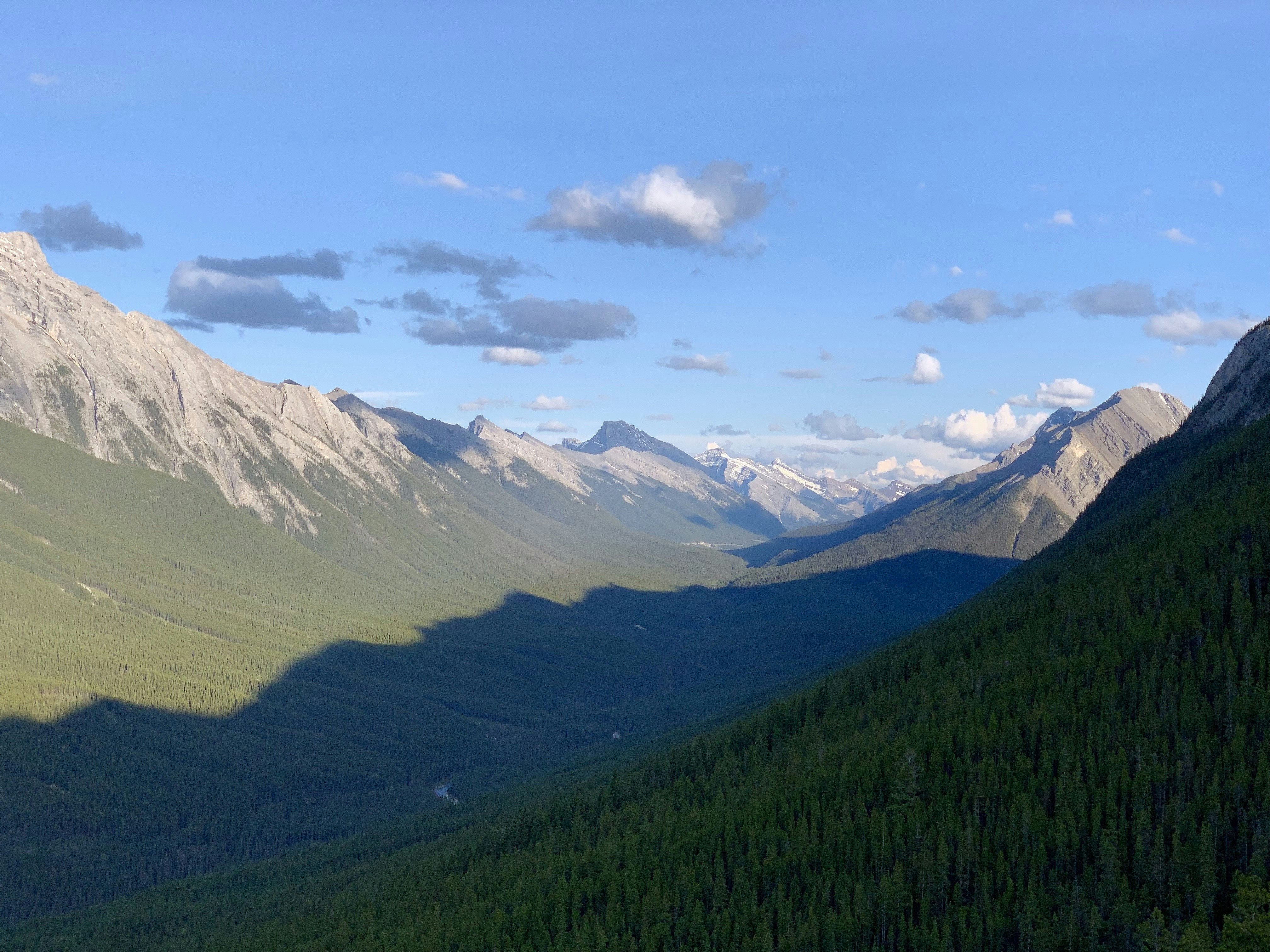 Banff – Nightlife & Evening Culture