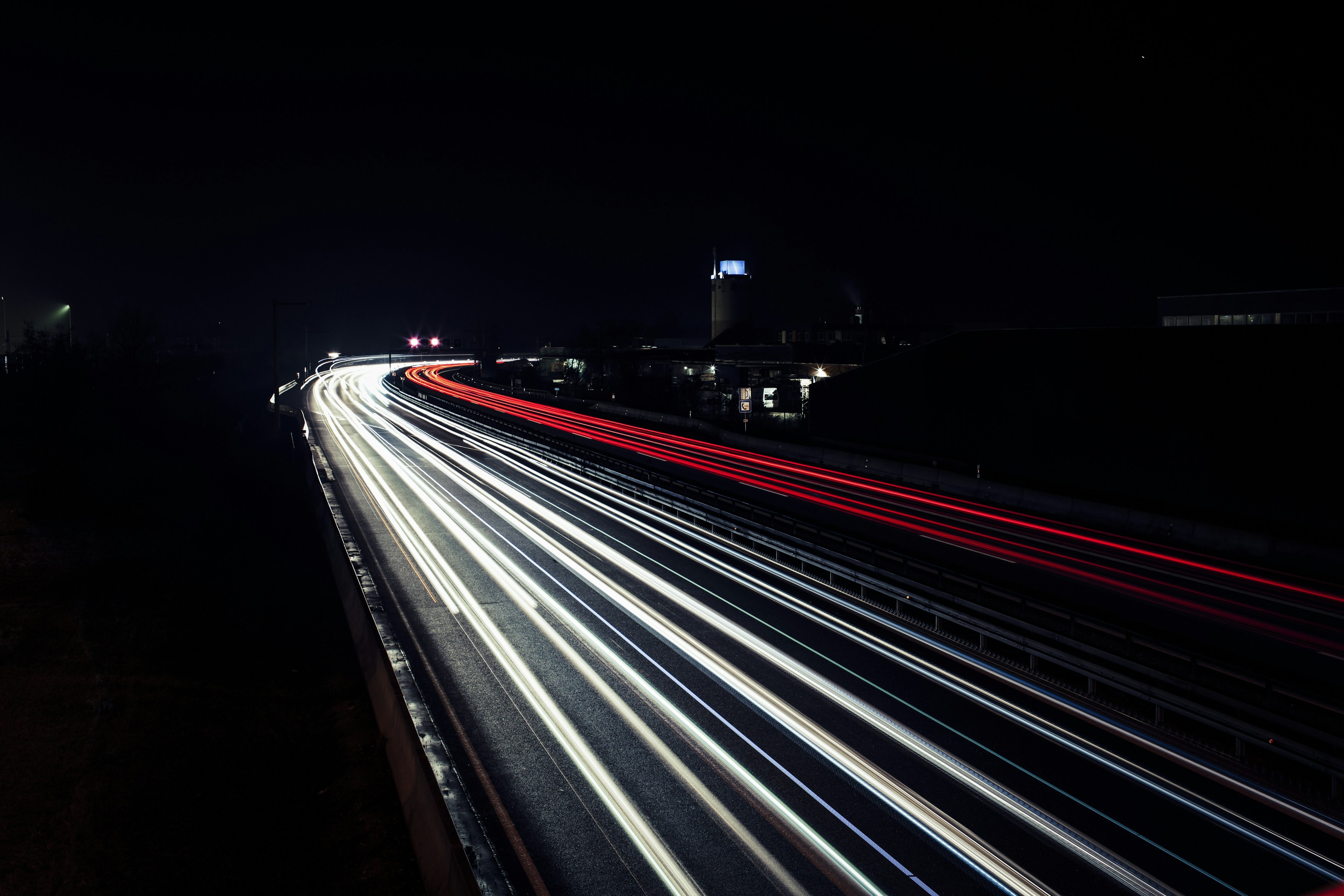 Photo by markusspiske