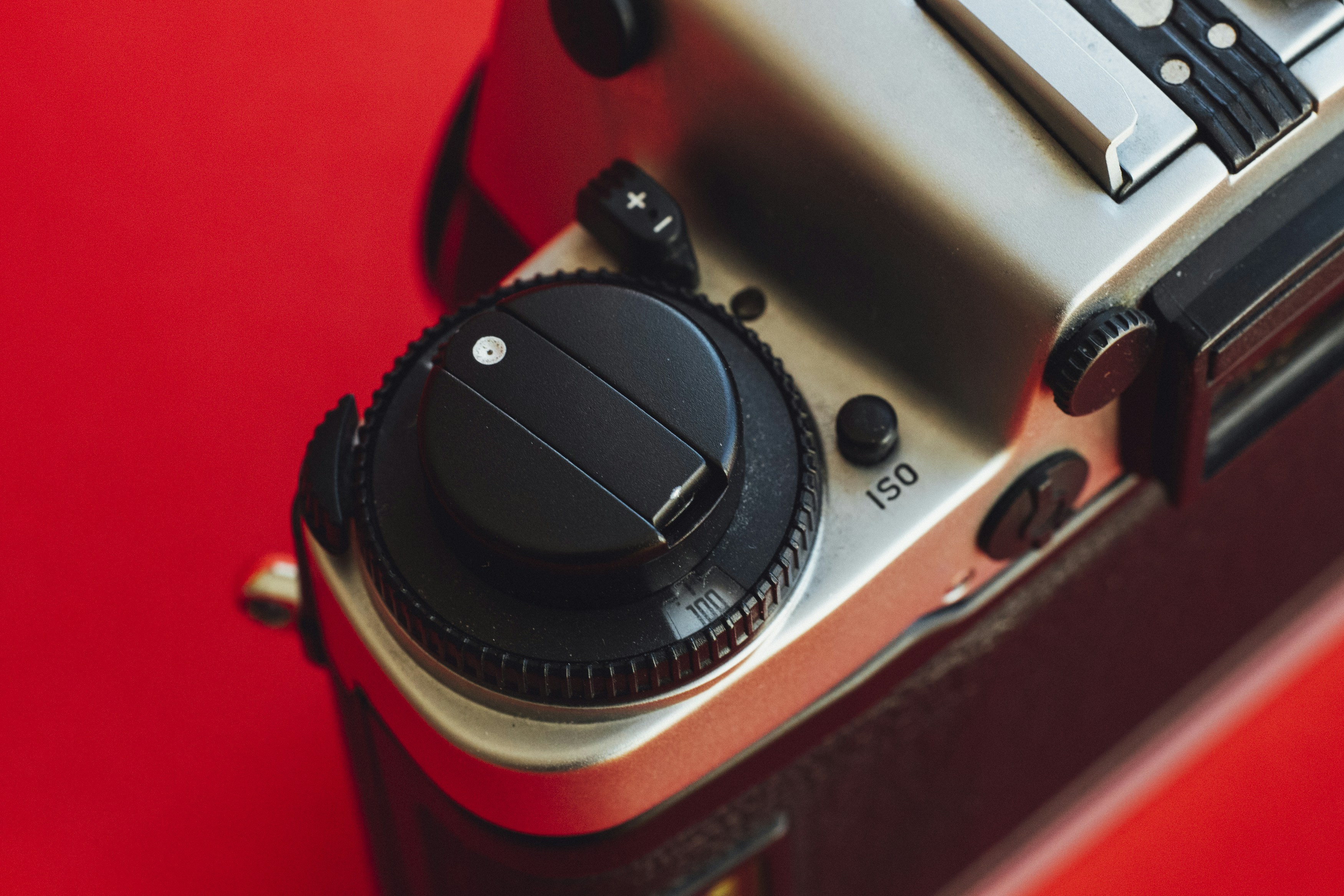 Objectif d’appareil photo Nikon noir et argent