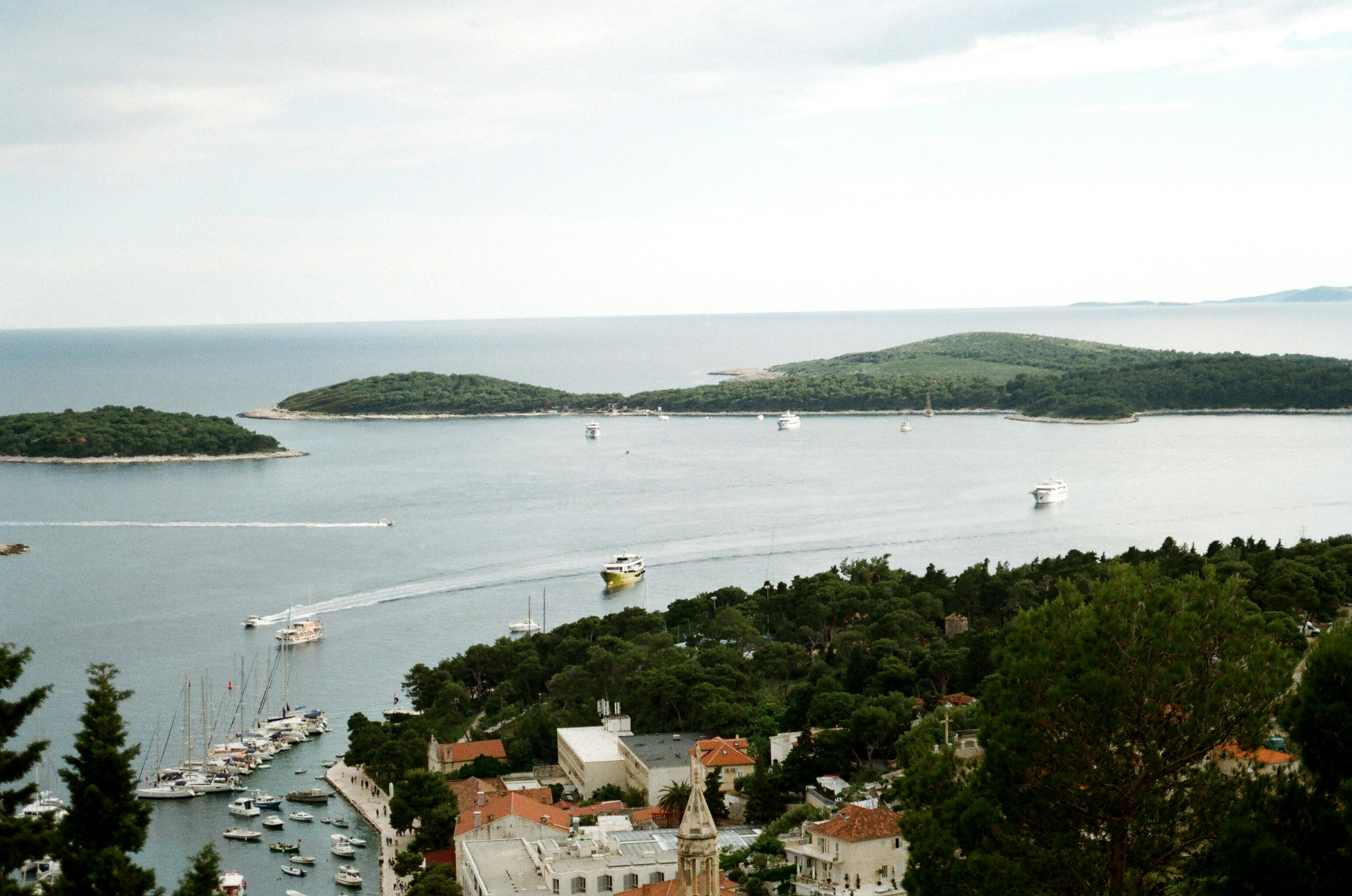 Photo by babikacharava