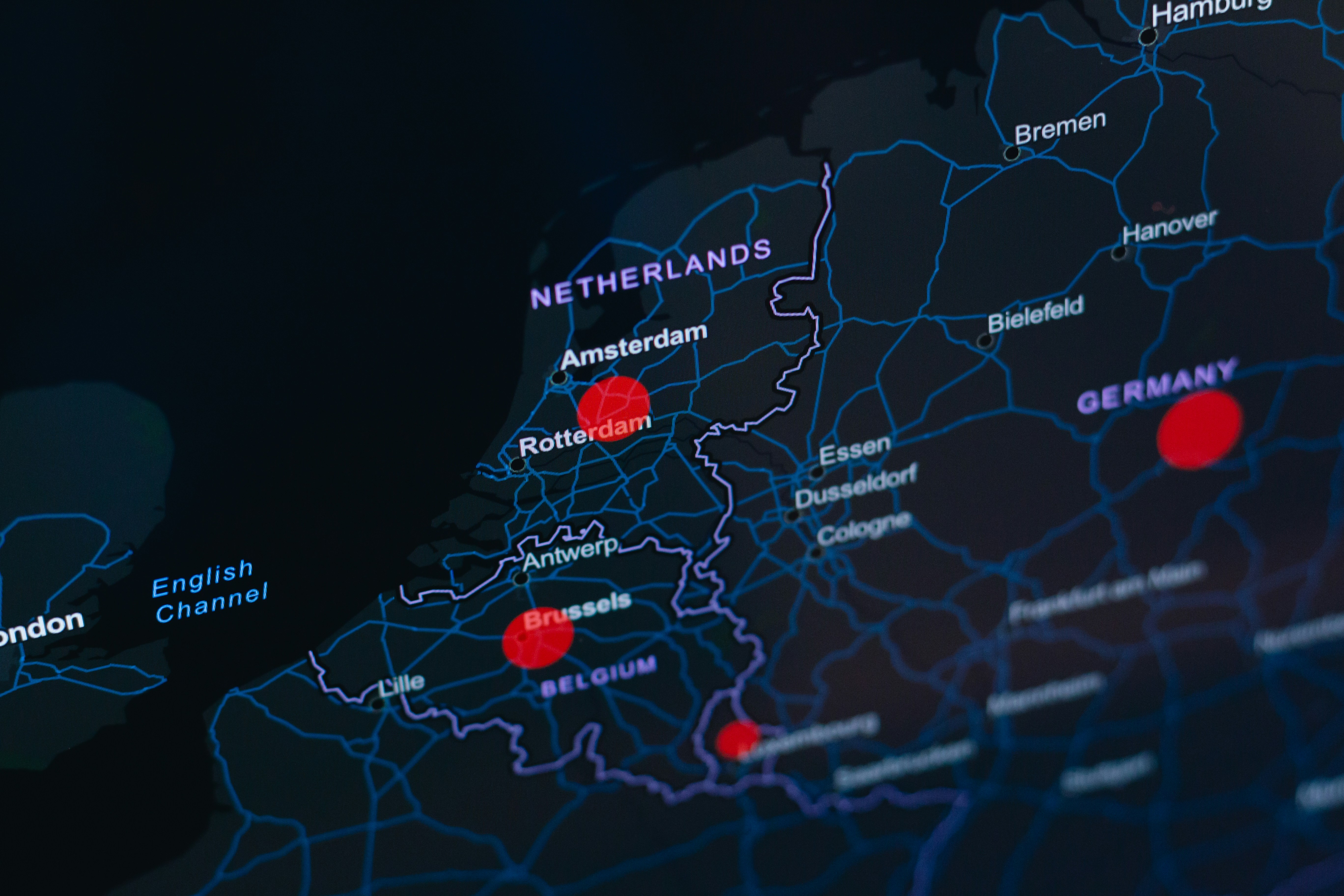 Waarom Nederlandse bedrijven struikelen over hun eigen data — en wat er echt misgaat