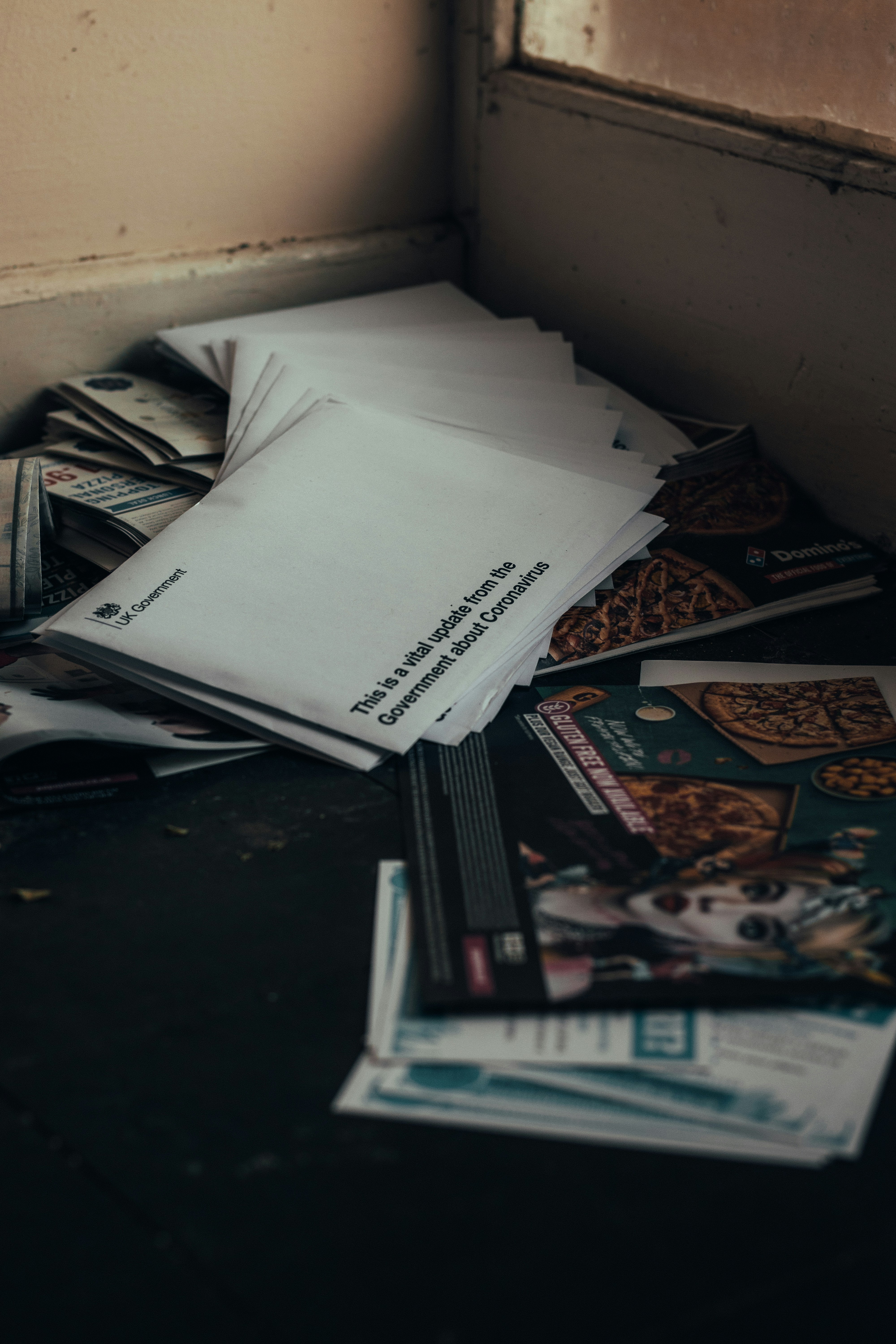 white printer paper on brown cardboard box