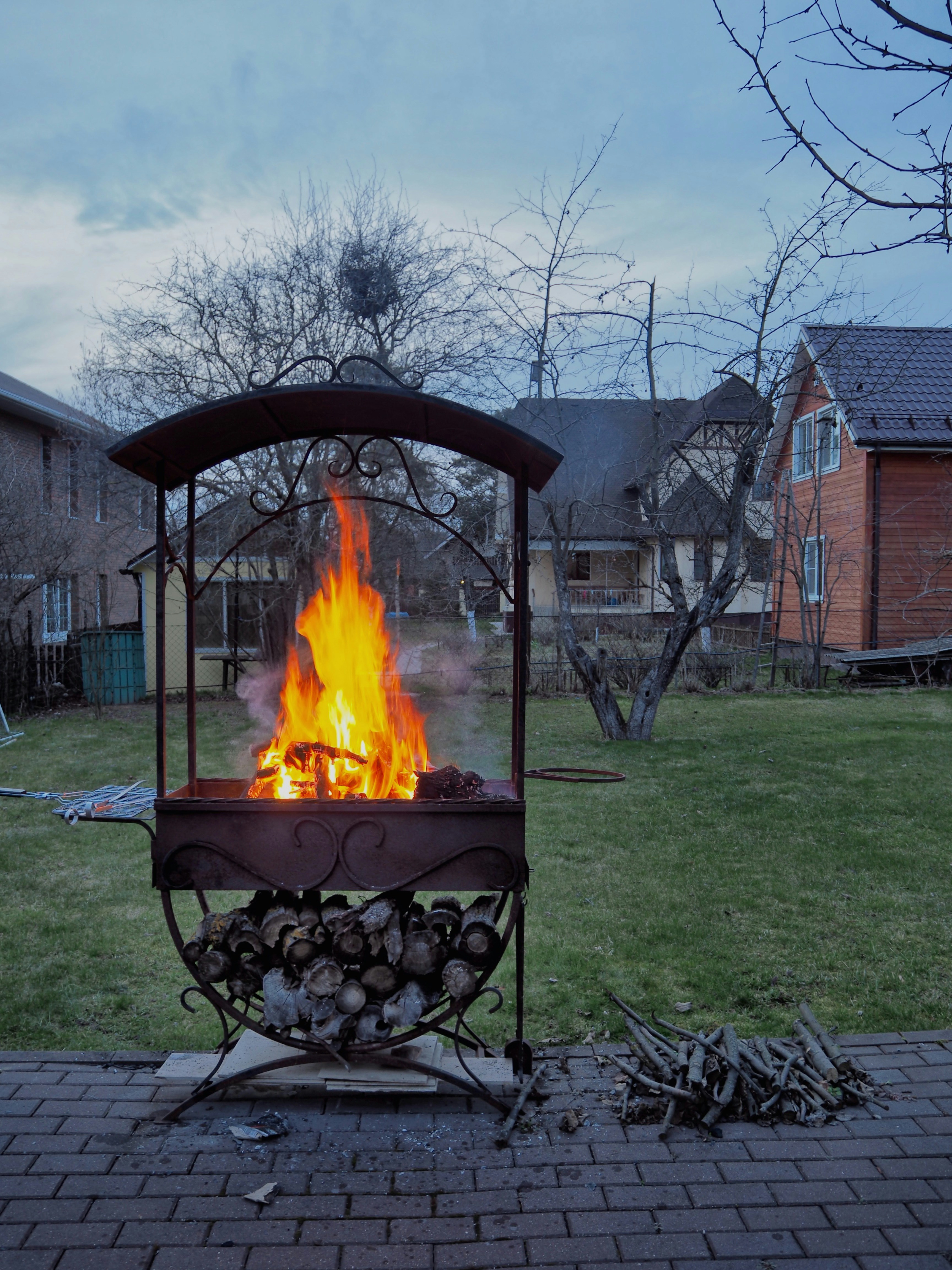 Read more about the article The Backyard Fire Pit That Brought the Neighborhood Together in Indianapolis