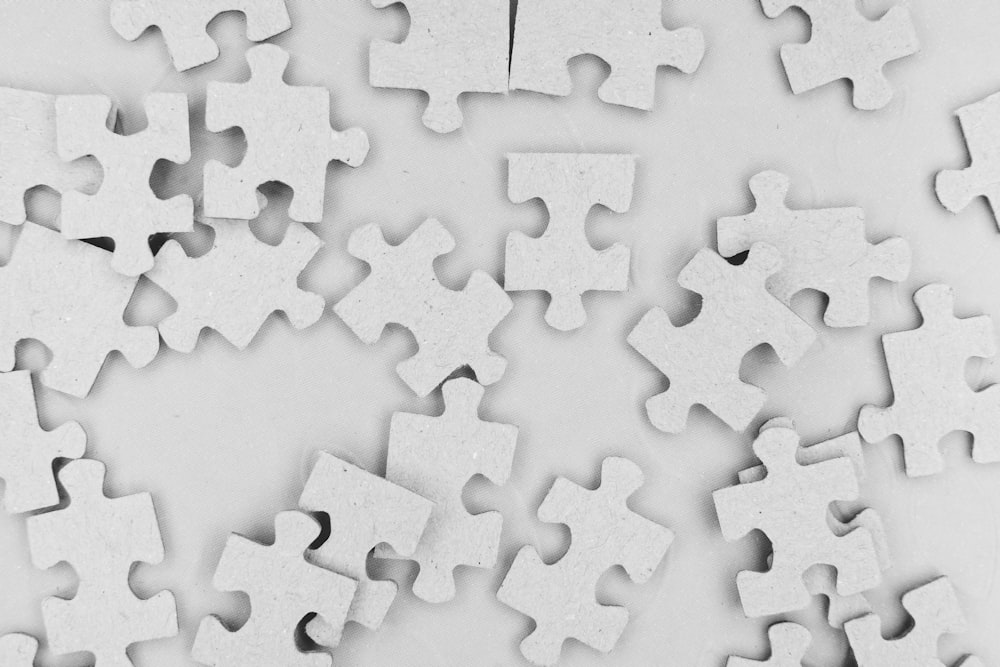 white and black jigsaw puzzle
