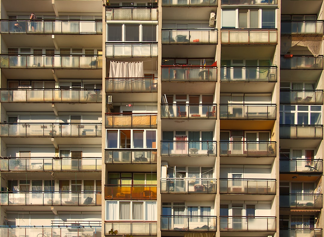 brown and white concrete building