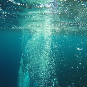 water wave in close up photography