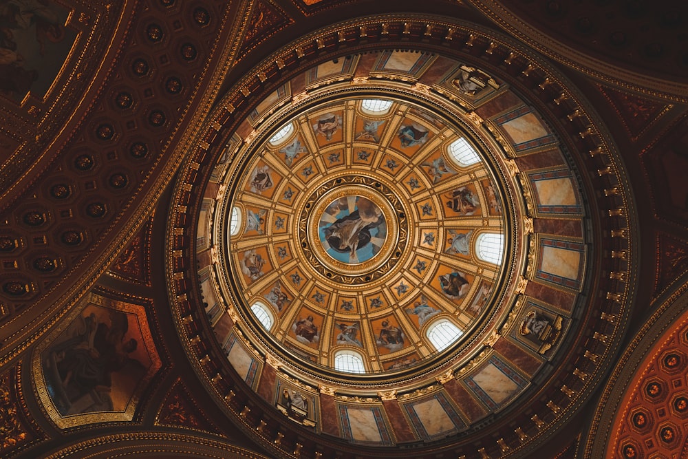 the ceiling of the dome of a building