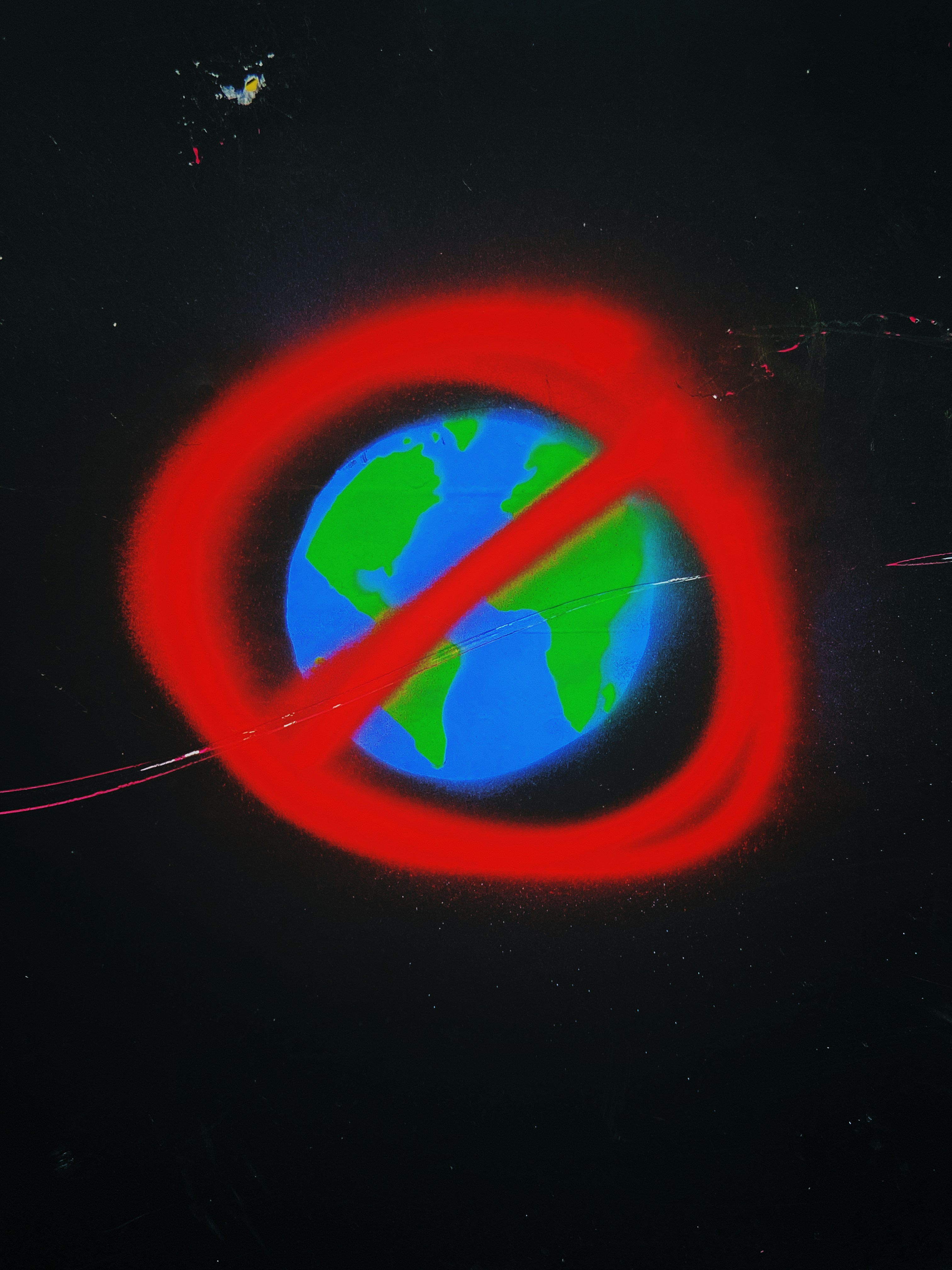 5 Near-Extinction Events Humanity Barely Survived