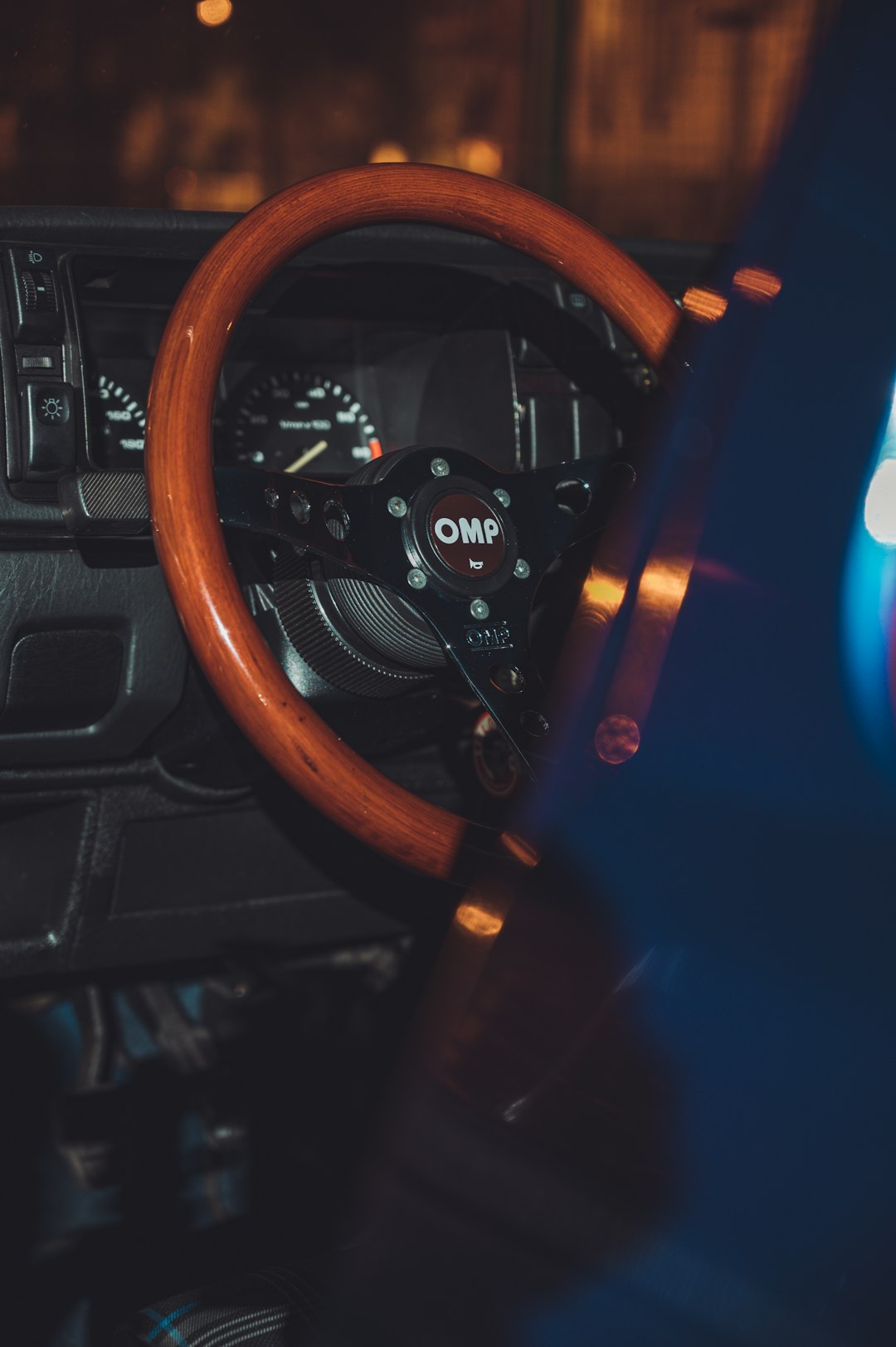 brown and black steering wheel