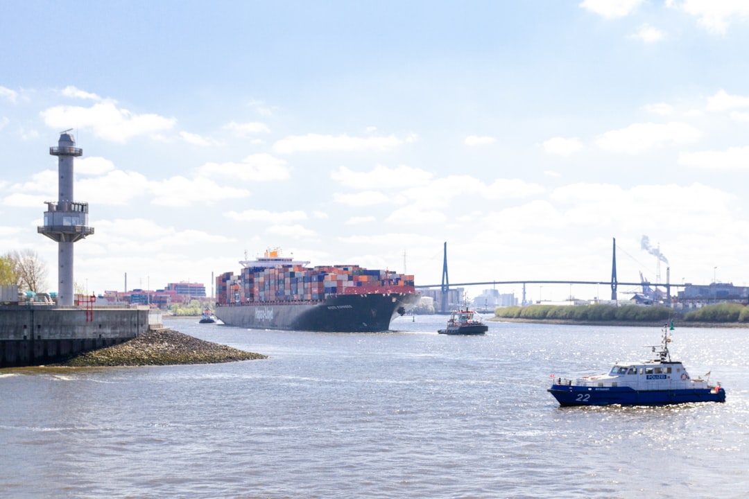 travelers stories about Waterway in Hamburg, Germany