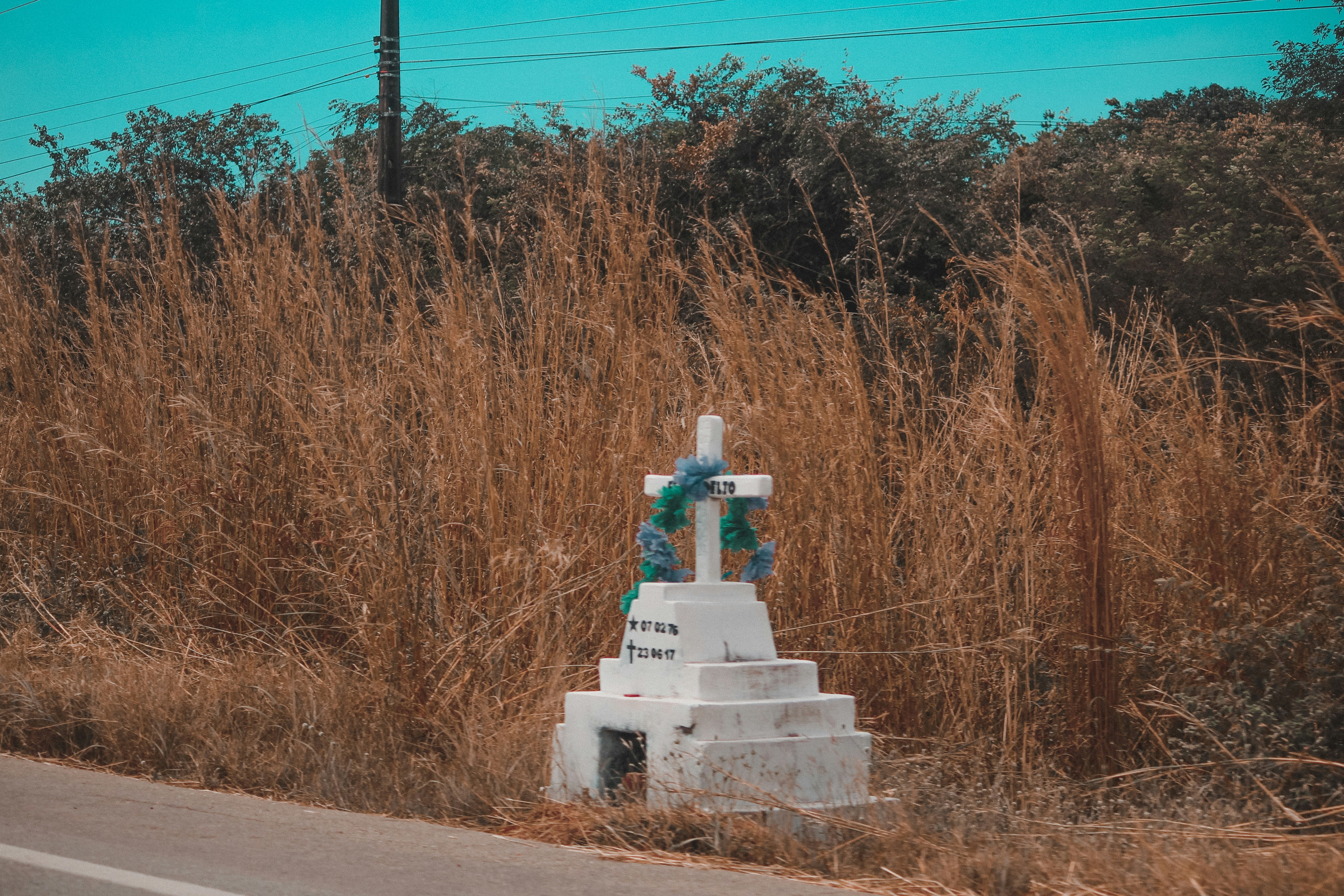 a grave at the road