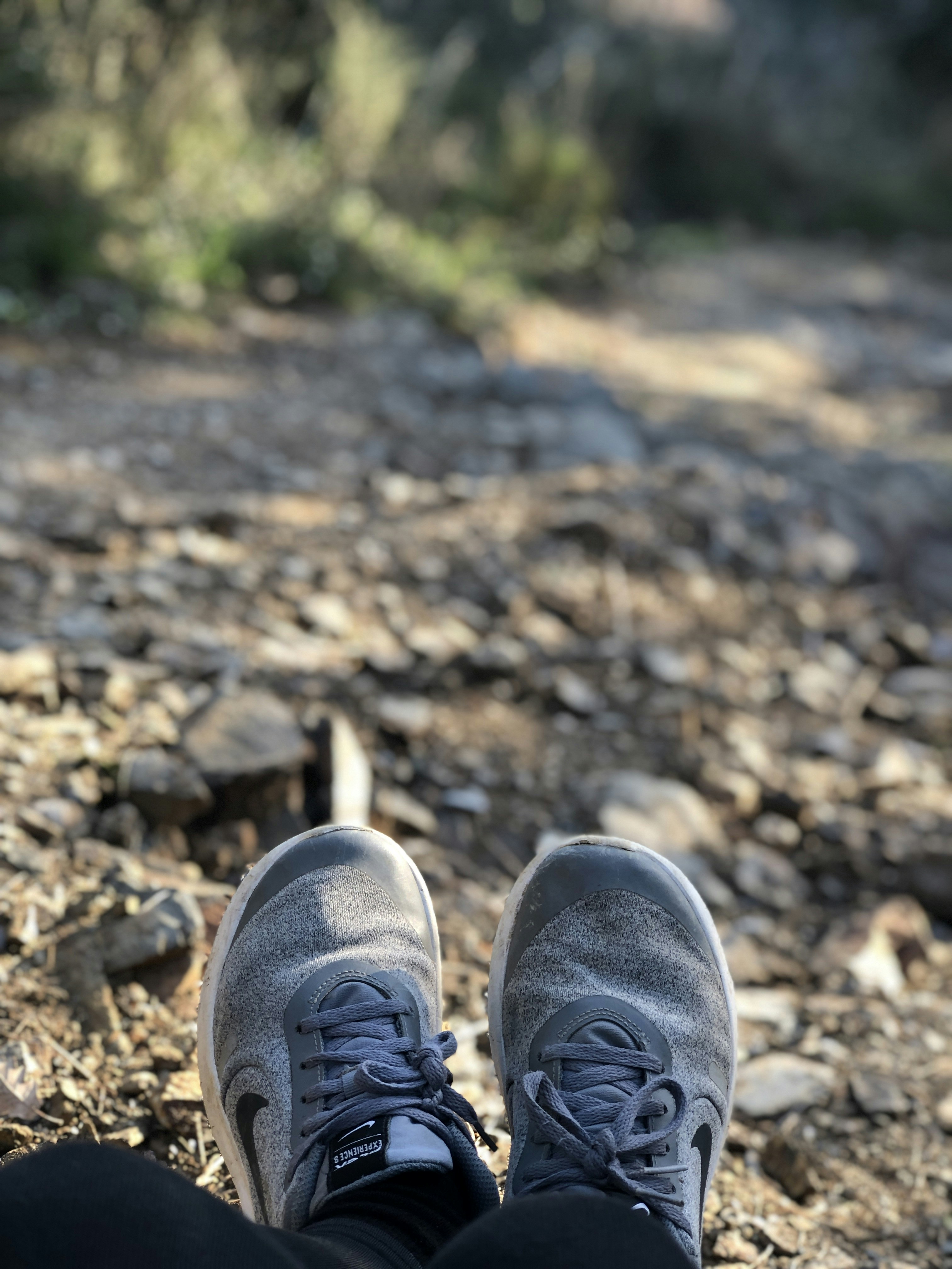 Hiking shoes for flat feet provide support and stability on the trails.