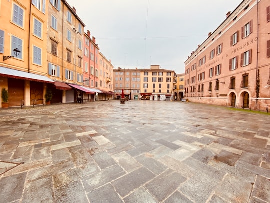 photo of Modena Town near Strada Statale Porrettana