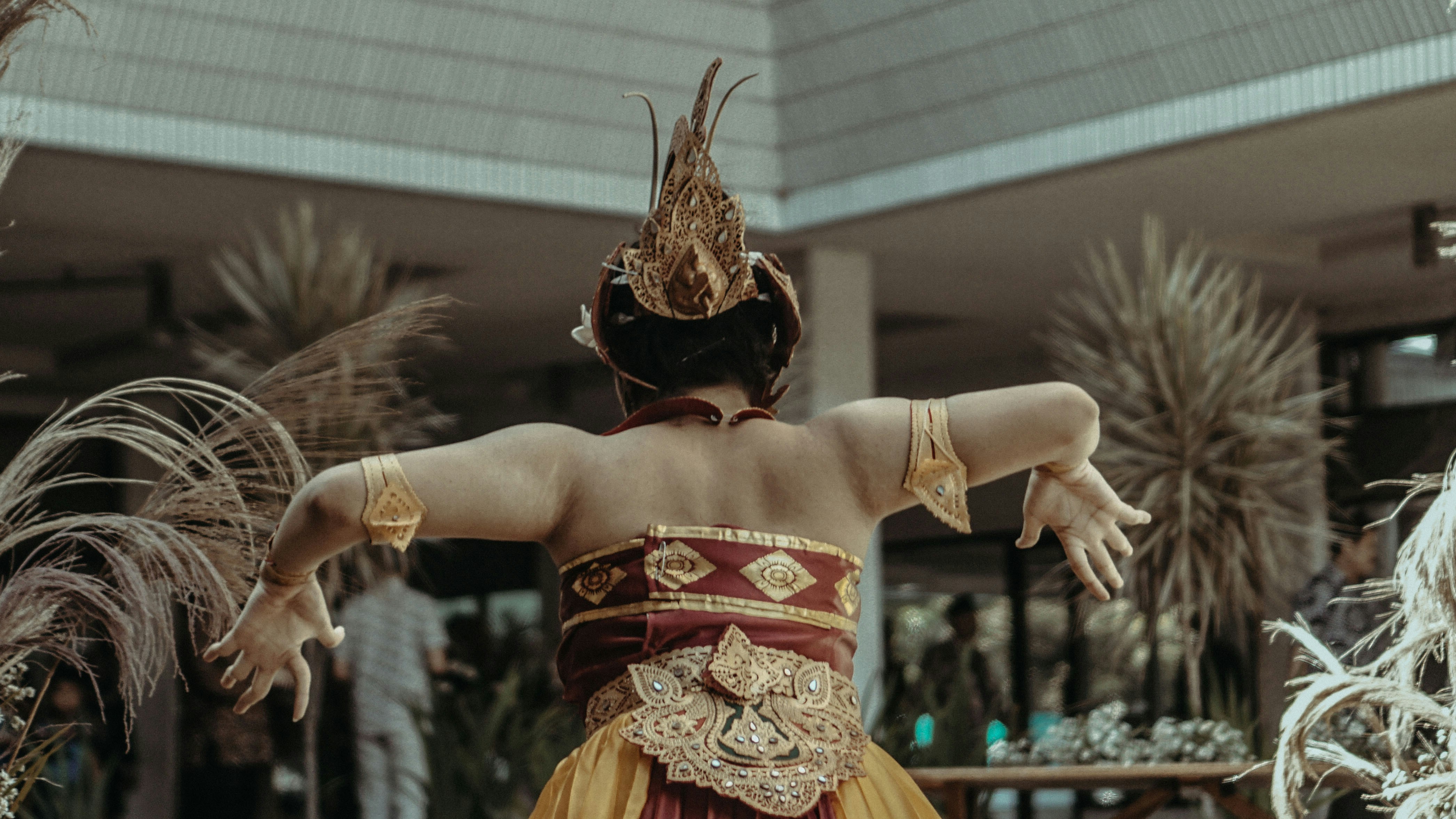 Traditional Dance Art That Preserves Cultural Heritage