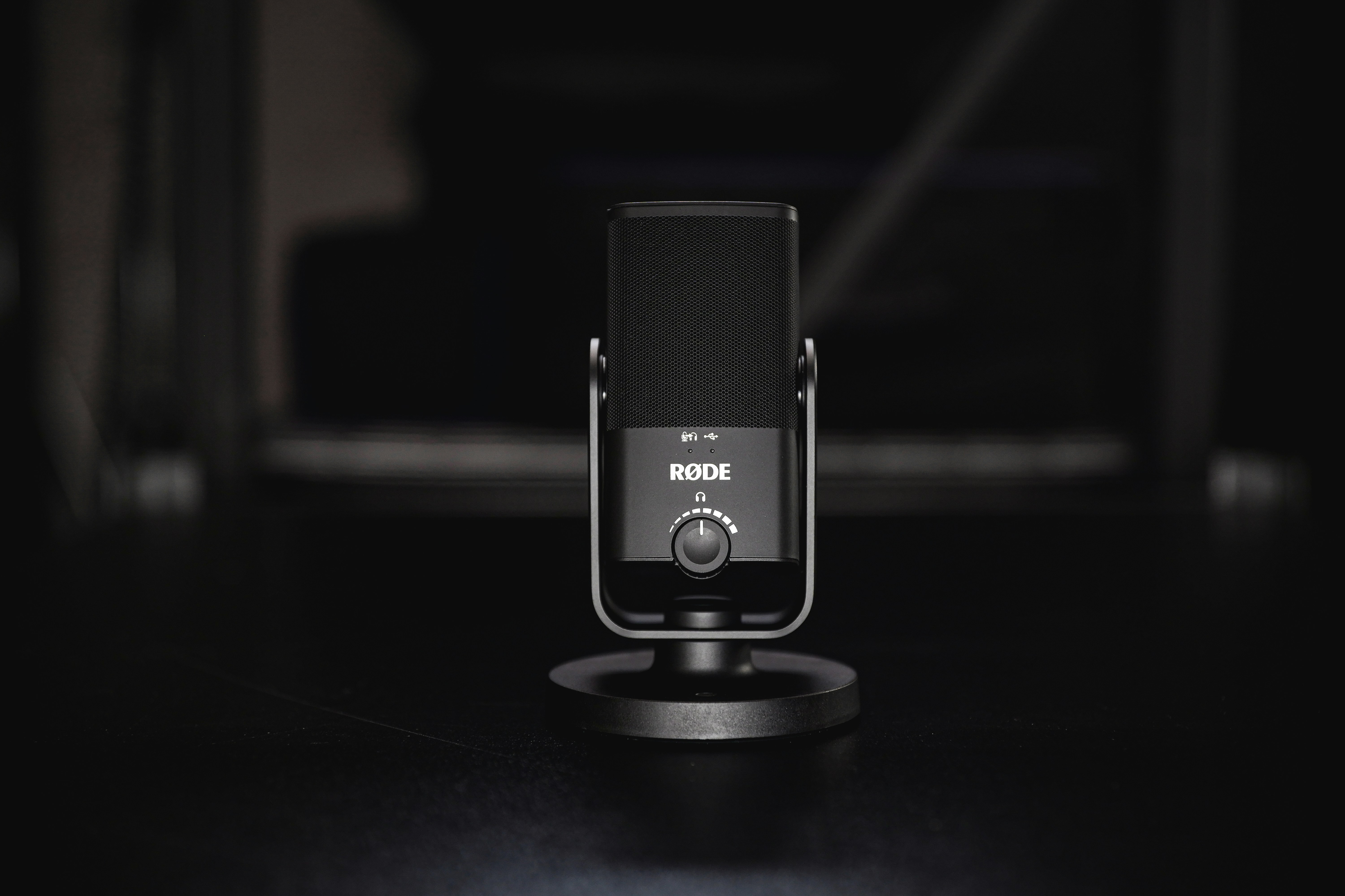The NT-USB Mini from Rode Microphones. The perfect, portable mic for everything from Youtubers, to podcasters, and more. Now available to V+V.