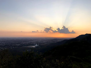 A scenic view of Lahore’s skyline at sunset, blending tradition and modernity.