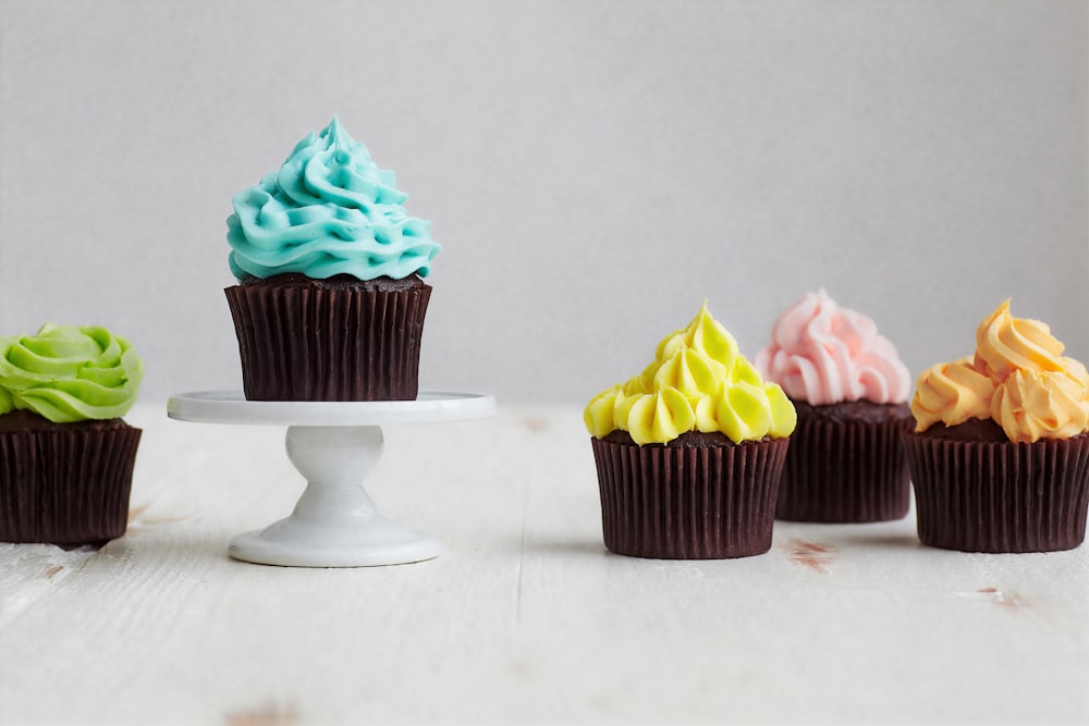 Effortless Cleanup and Presentation: Why Tulip Cupcake Holder Paper is a Must-Have