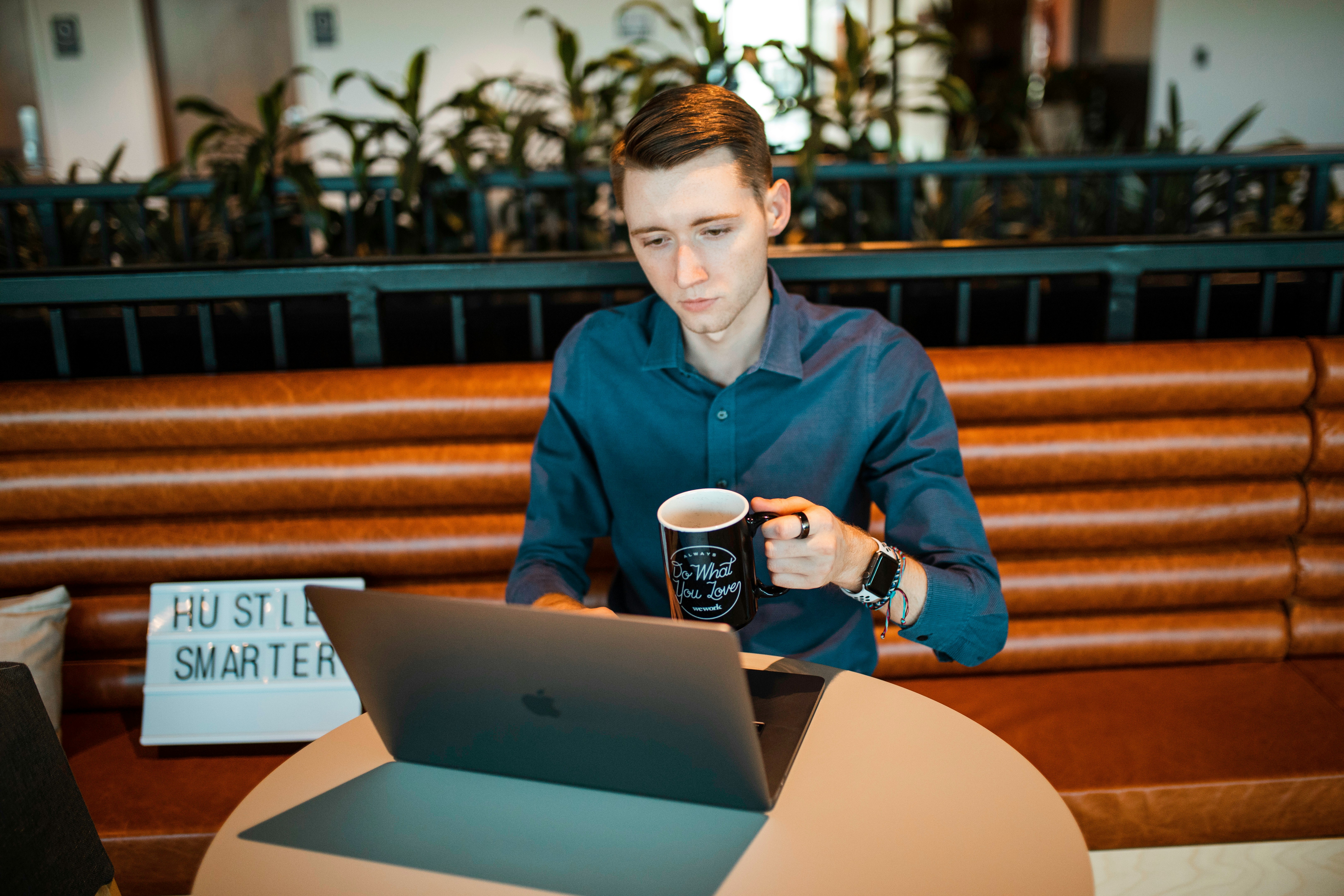 Three Days, One Business: The Side Hustler's Blueprint for Going Full-Time at Warp Speed