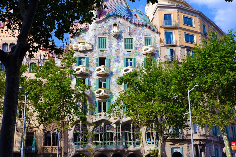 Casa Batlló colorful facade