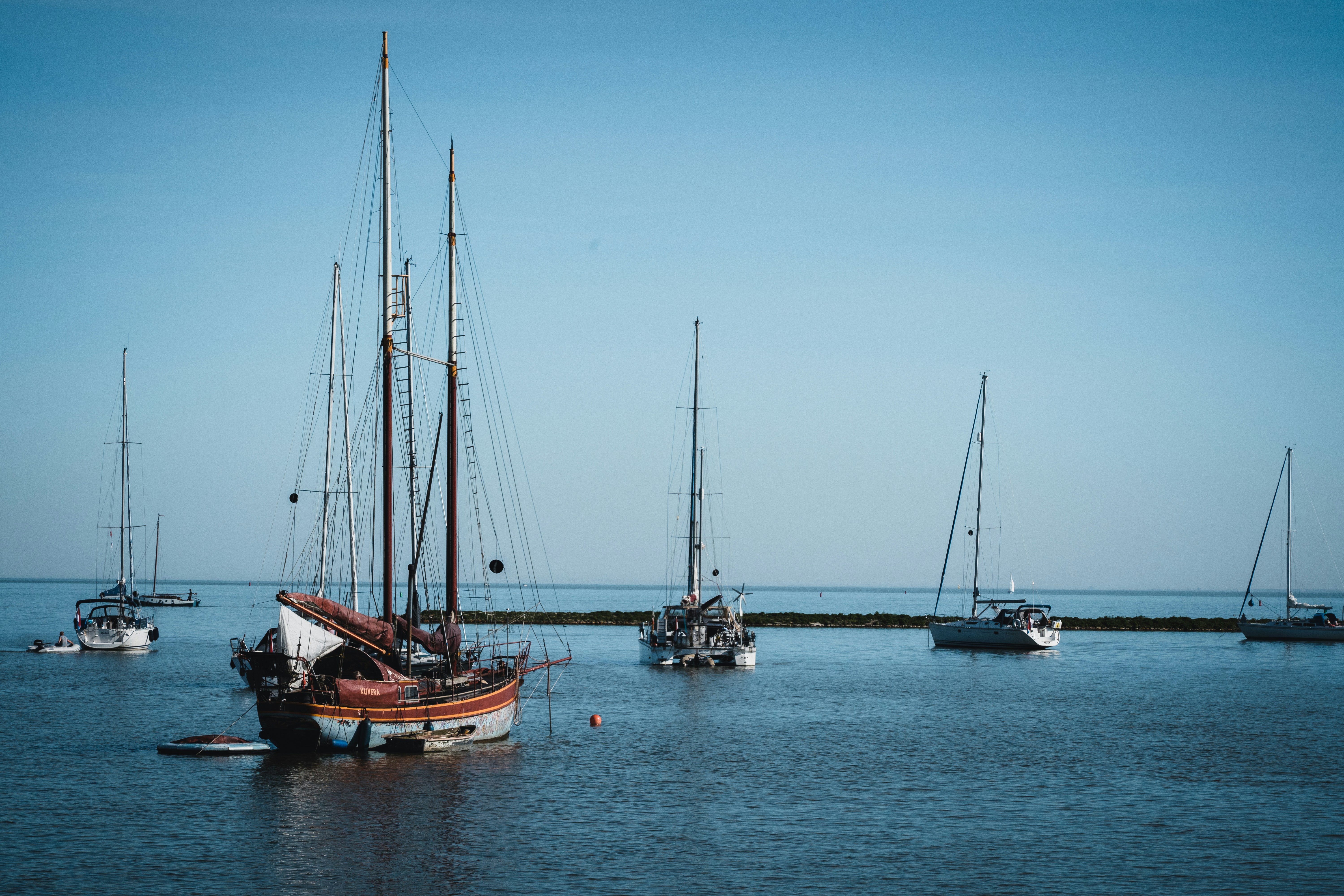 Photo by mitchelanneveldt