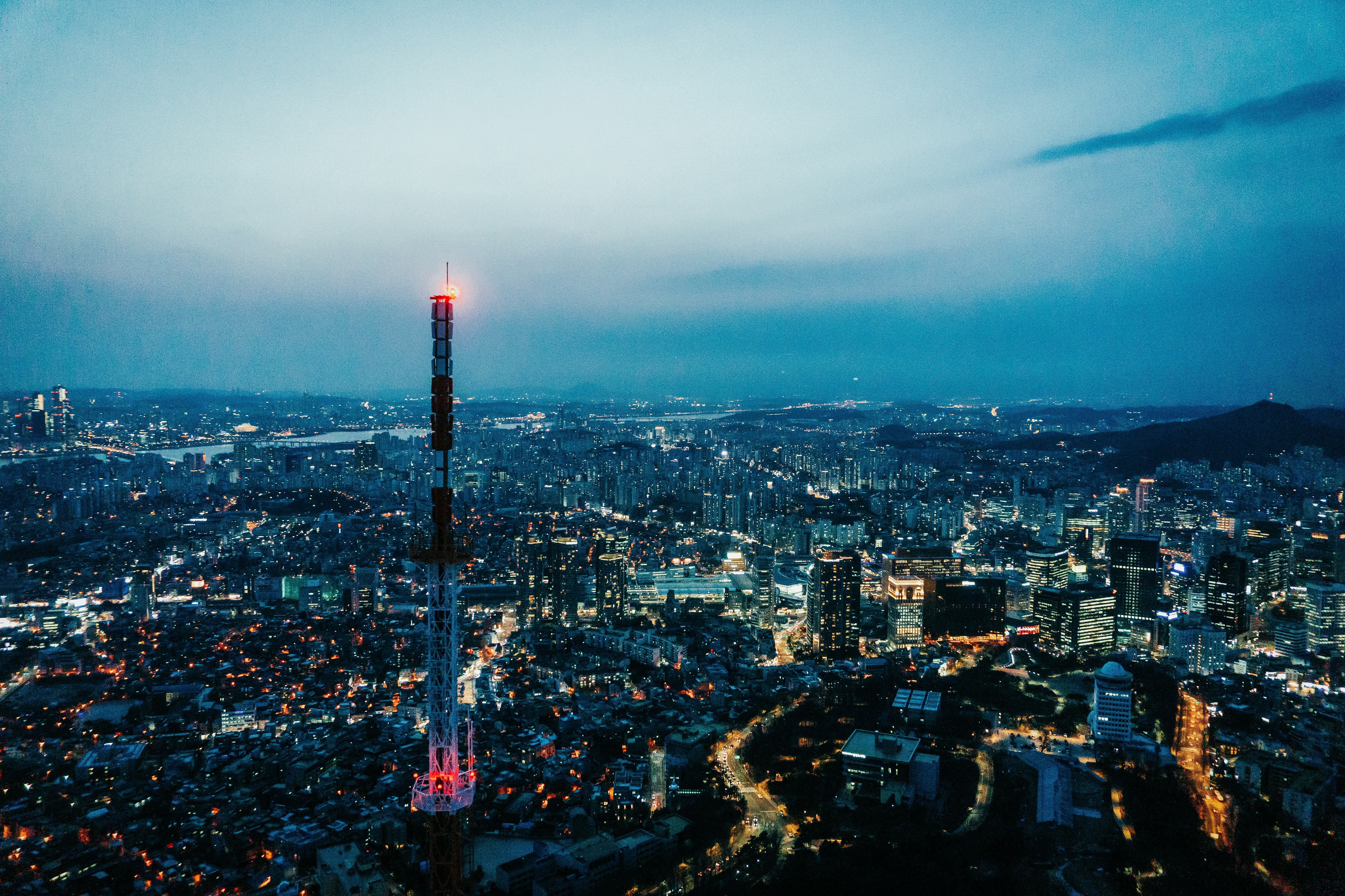 SK Telecom (017670.KS) Stock Analysis 2024: AI Transformation Driving Korean Telecom Giant's Future - Korean Stock Market Analysis