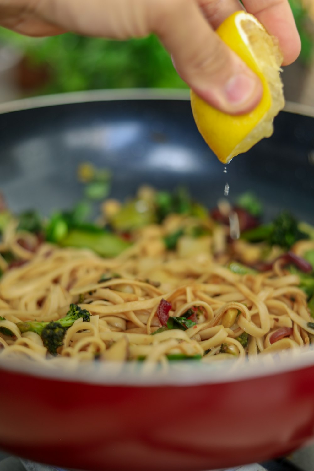 pasta dish on black ceramic bowl